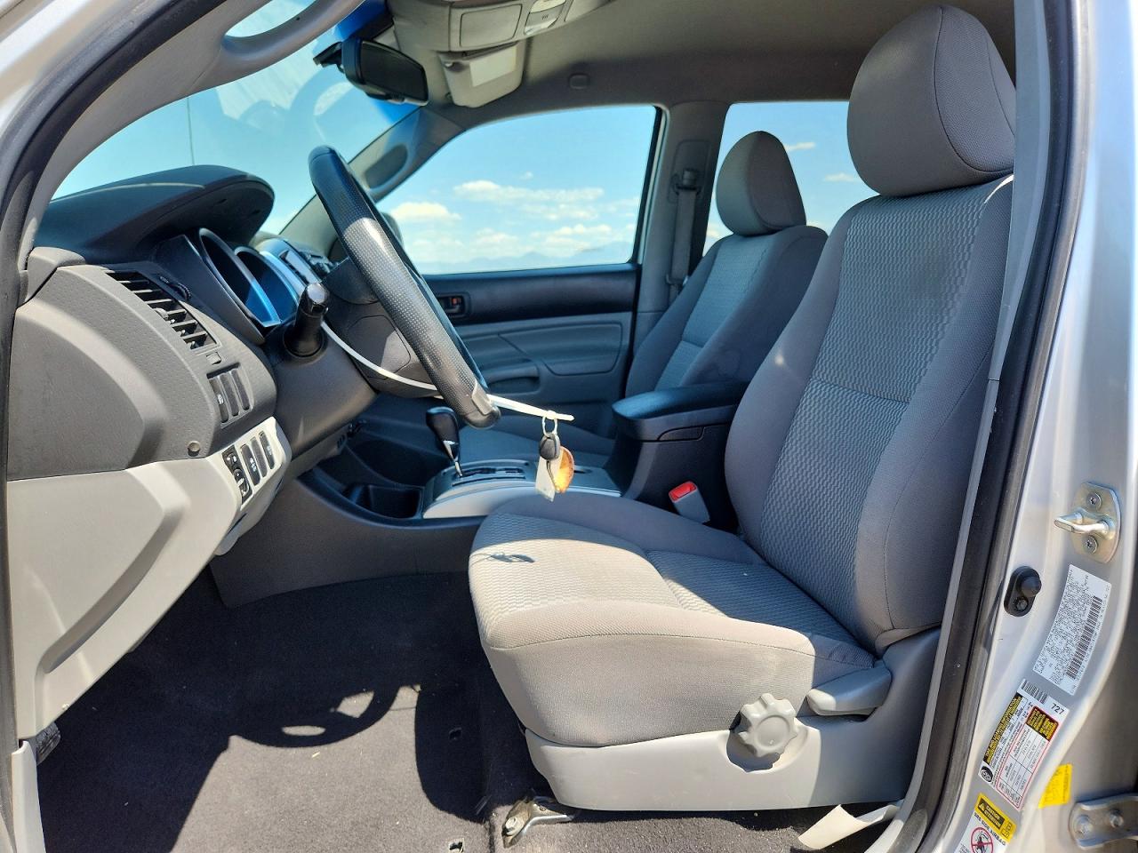 2013 Toyota Tacoma V6 Silver vin: 3TMLU4EN3DM129141