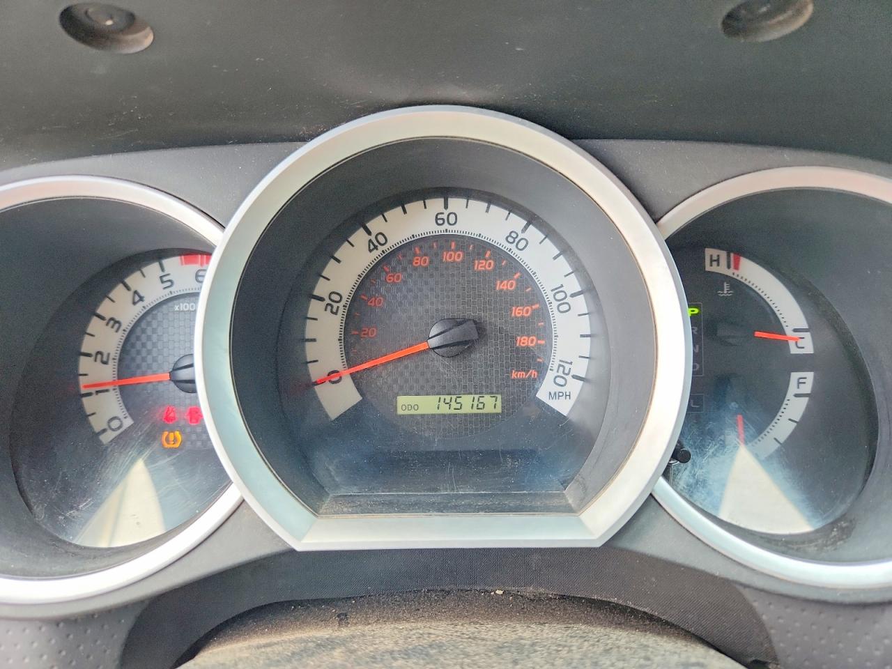2013 Toyota Tacoma Double Cab Коричневый vin: 3TMLU4EN3DM133027