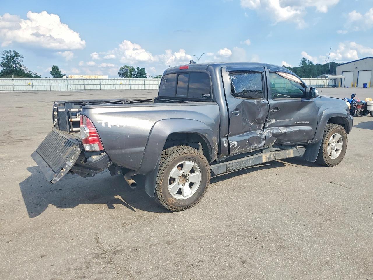 2014 Toyota Tacoma Double Cab Gray vin: 3TMLU4EN3EM148533