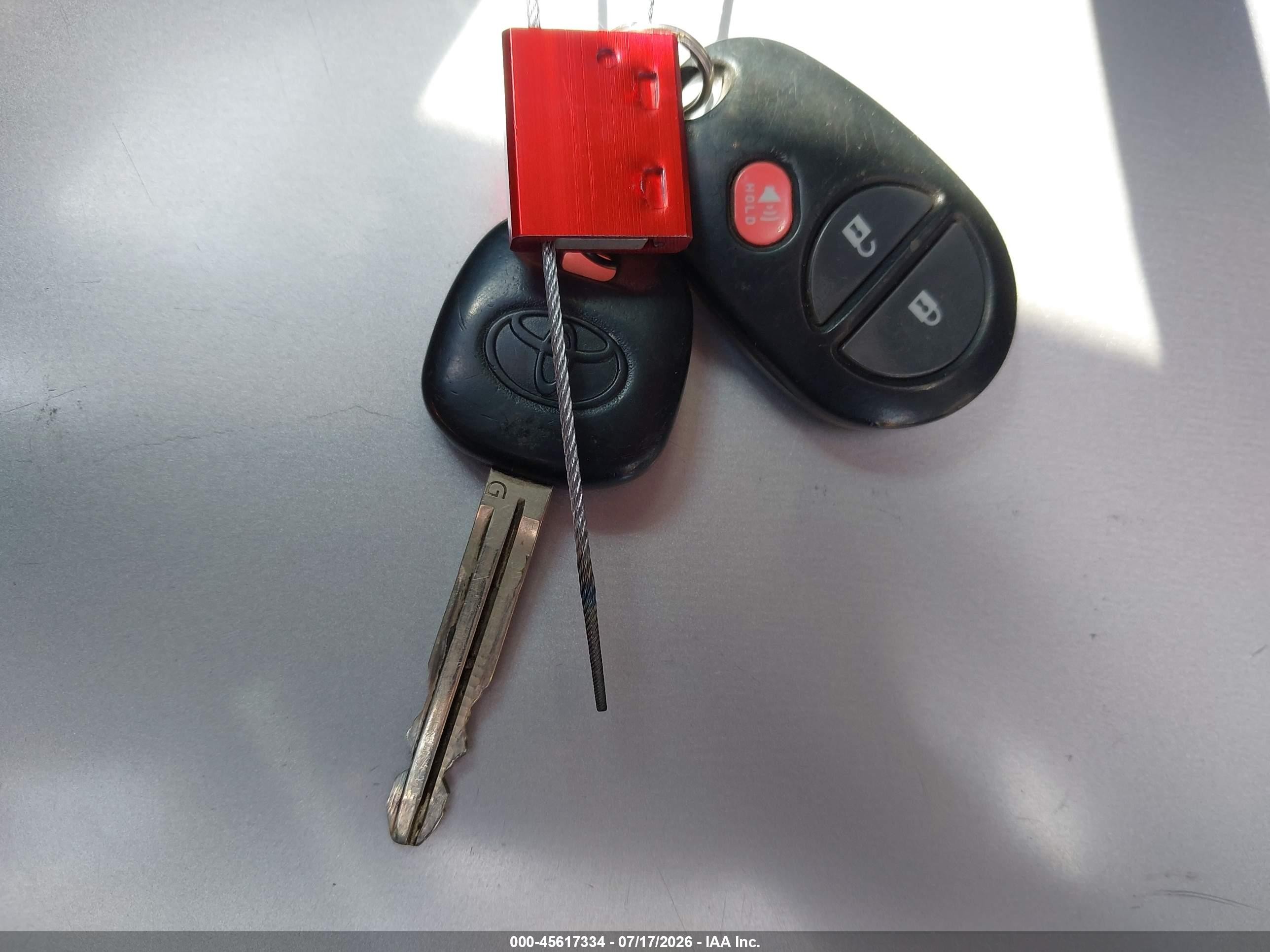 2014 Toyota Tacoma Base V6 Синий vin: 3TMLU4EN3EM156261