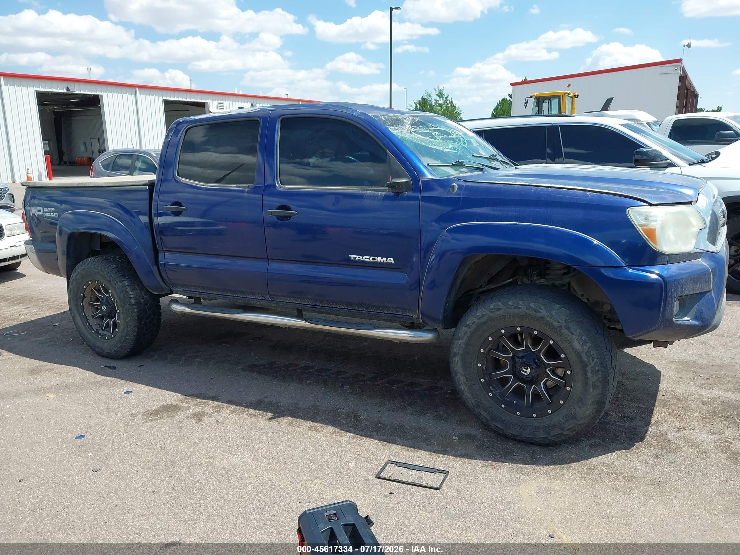 2014 Toyota Tacoma Base V6 Синий vin: 3TMLU4EN3EM156261