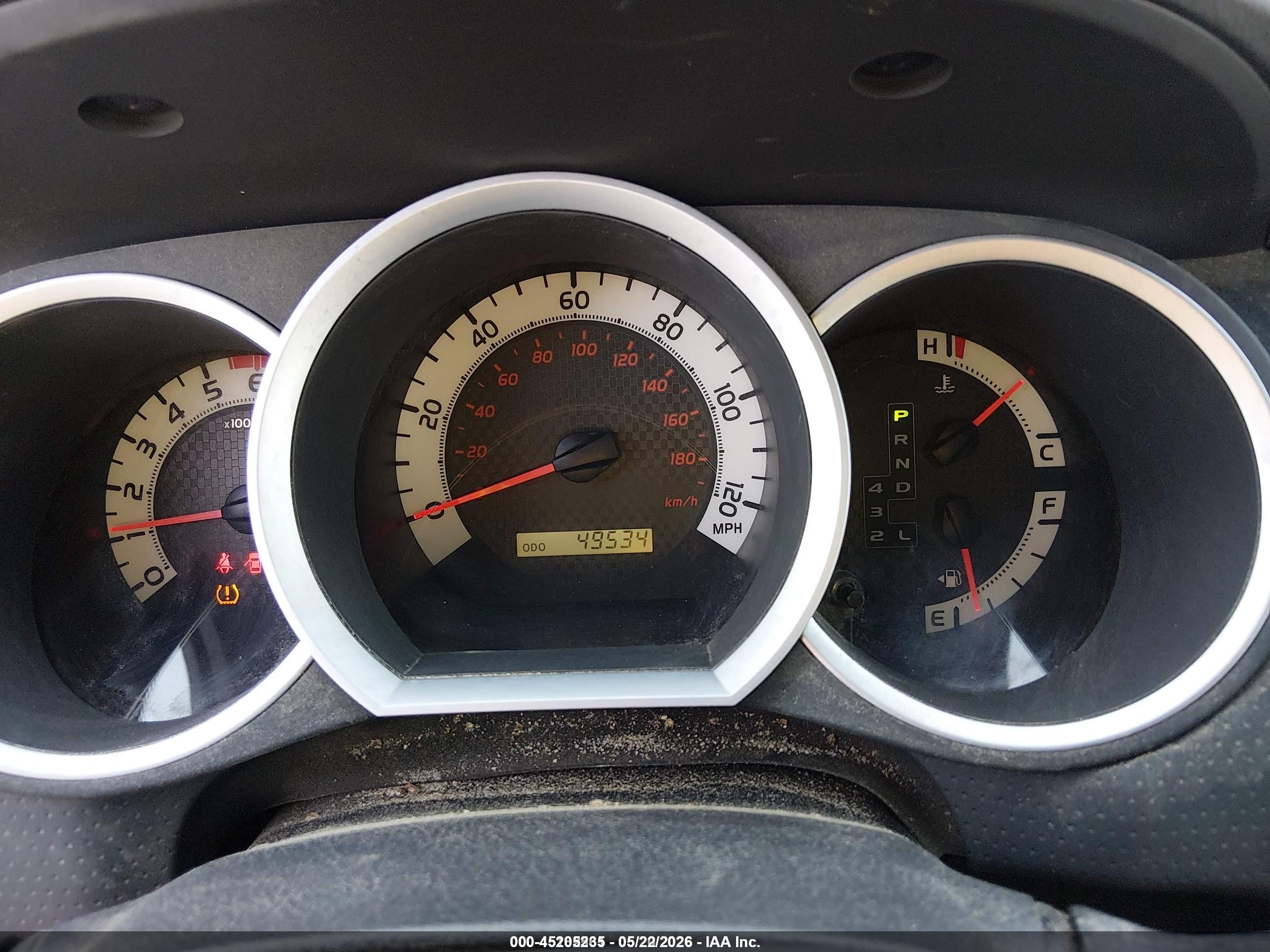 2014 Toyota Tacoma Base V6 Silver vin: 3TMLU4EN3EM158933