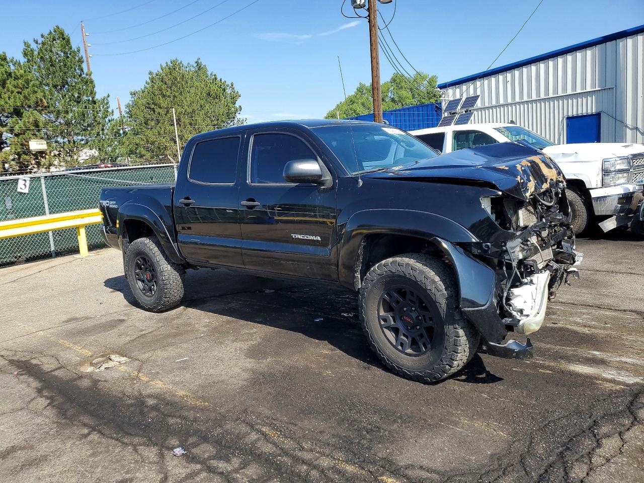 2015 Toyota Tacoma V6 Black vin: 3TMLU4EN3FM170632