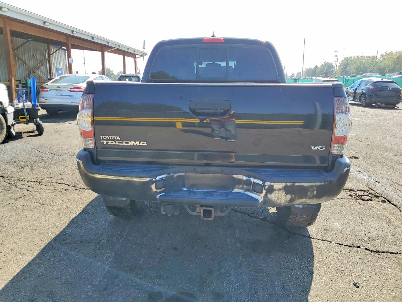 2015 Toyota Tacoma V6 Black vin: 3TMLU4EN3FM170632