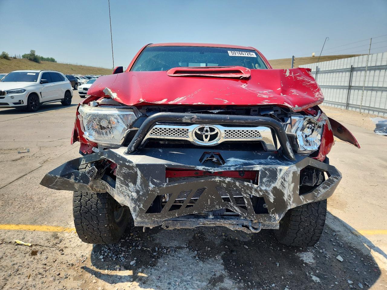 2015 Toyota Tacoma V6 Красный vin: 3TMLU4EN3FM179346