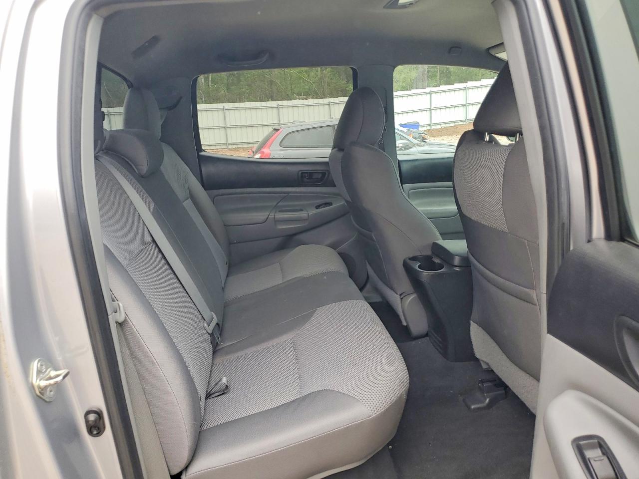 2015 Toyota Tacoma V6 Gray vin: 3TMLU4EN3FM185616
