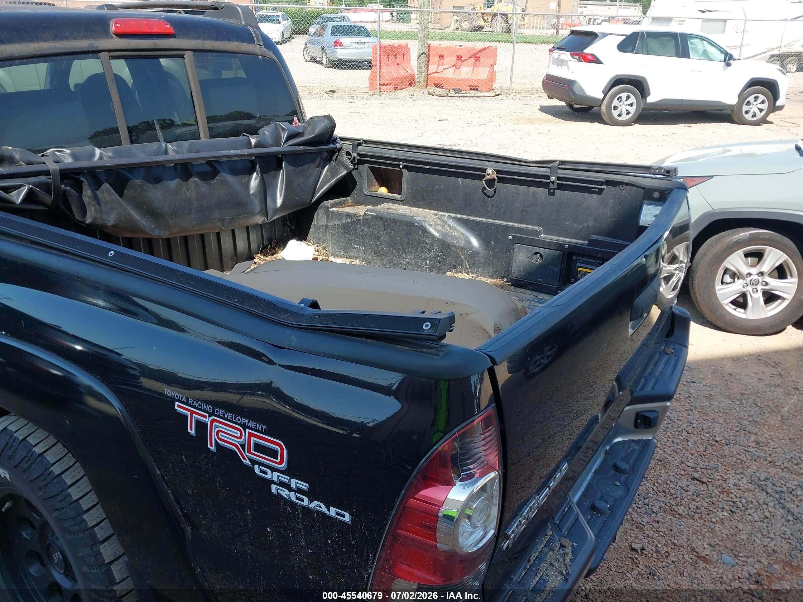 2011 Toyota Tacoma Base V6 Black vin: 3TMLU4EN4BM066855