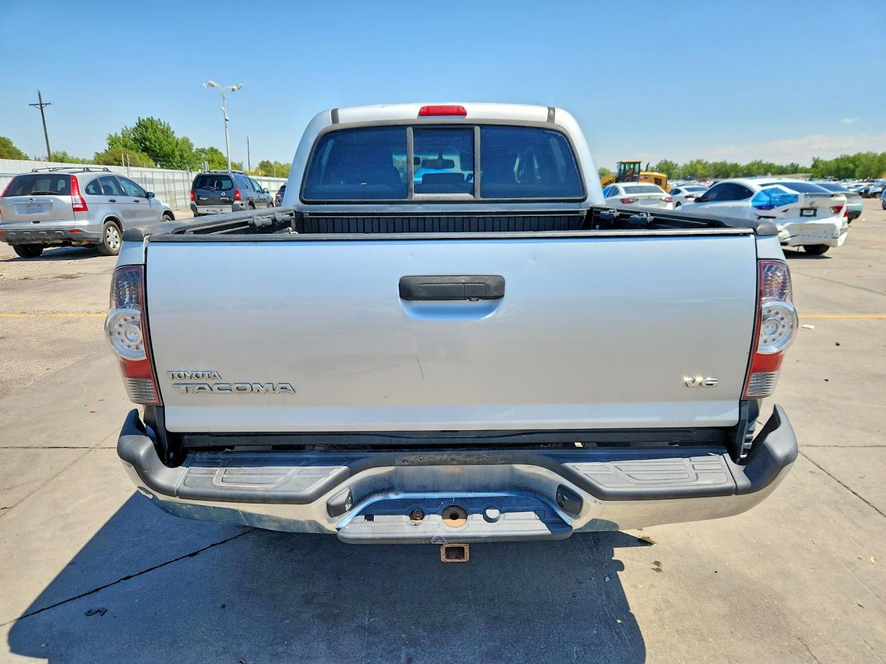2013 Toyota Tacoma Double Cab Silver vin: 3TMLU4EN4DM109481