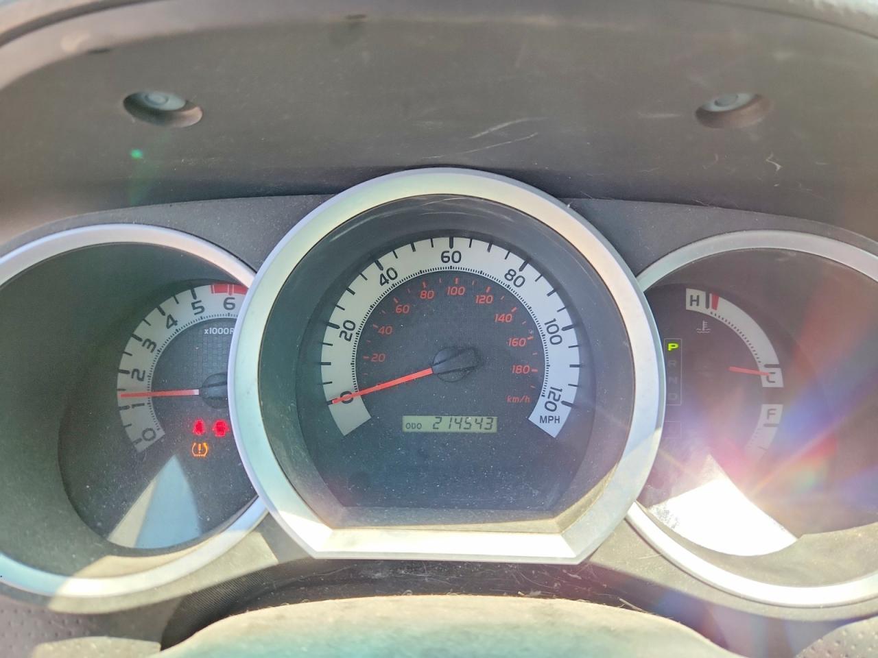 2013 Toyota Tacoma Double Cab Silver vin: 3TMLU4EN4DM109481