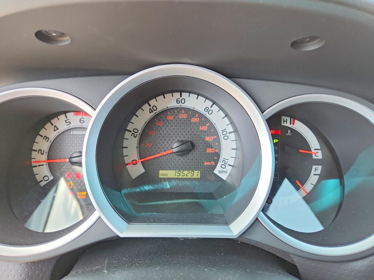 2013 Toyota Tacoma Double Cab Silver vin: 3TMLU4EN4DM109562