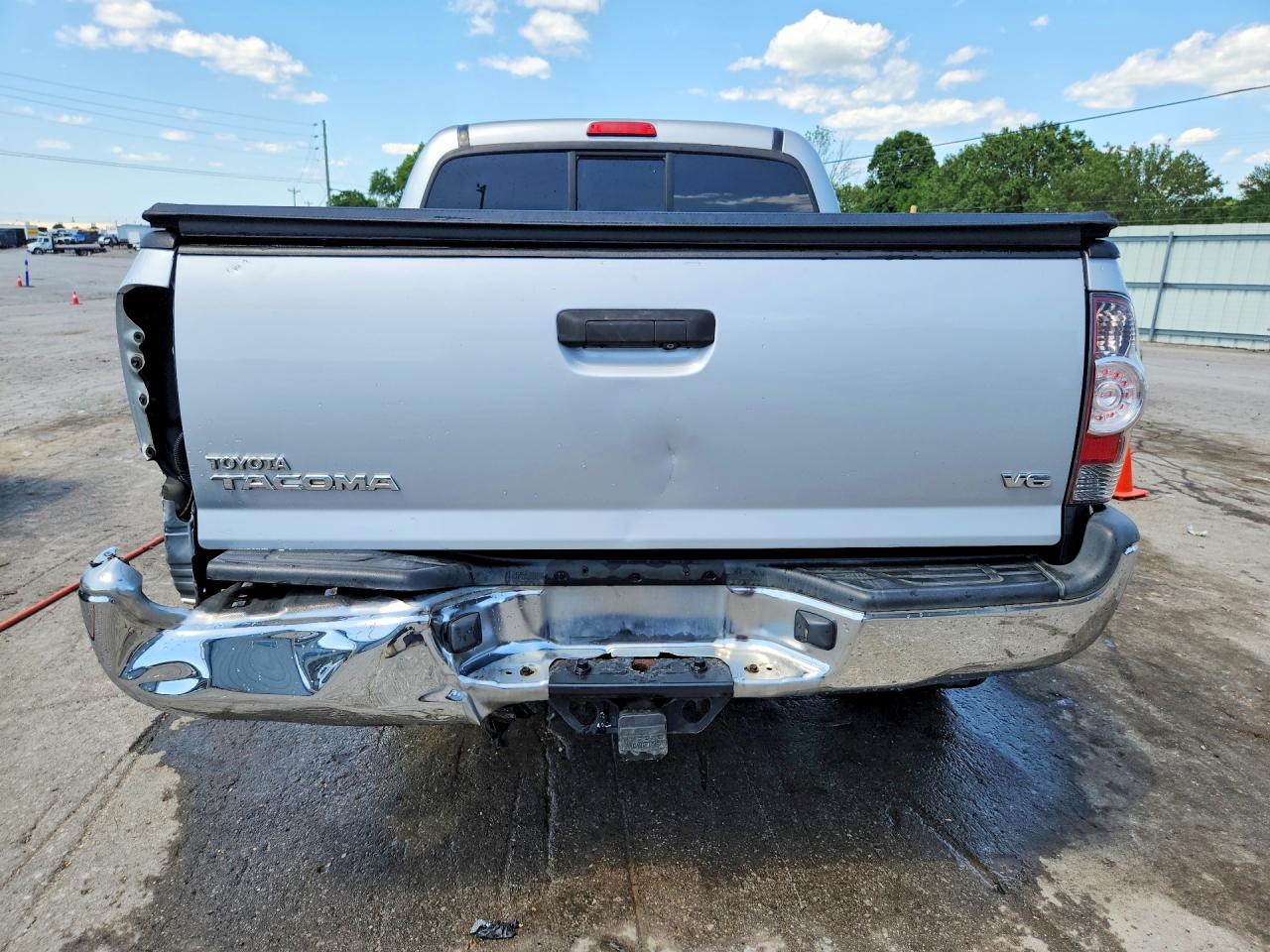 2013 Toyota Tacoma Double Cab Silver vin: 3TMLU4EN4DM109562