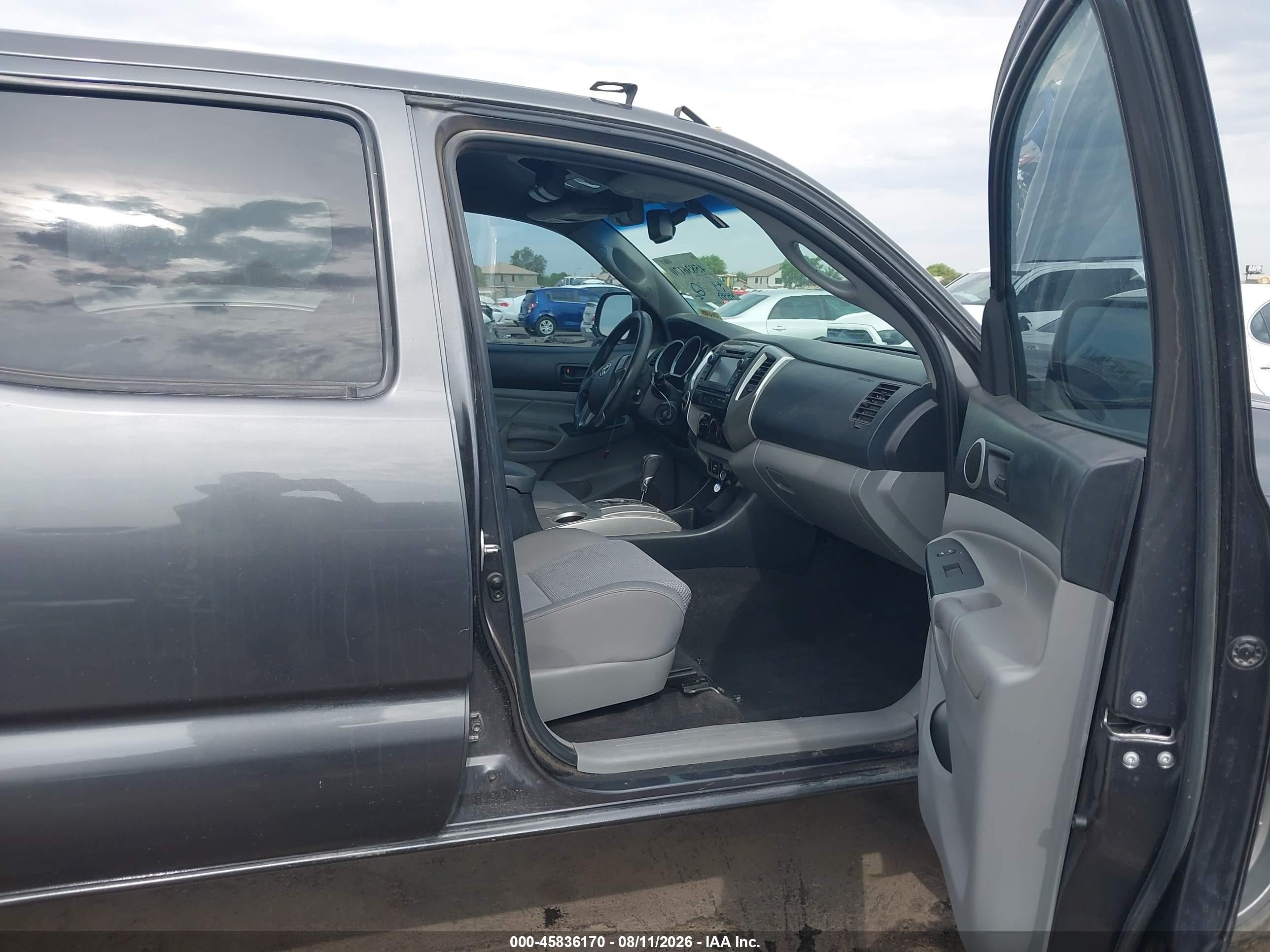 2013 Toyota Tacoma Base V6 Gray vin: 3TMLU4EN4DM115085