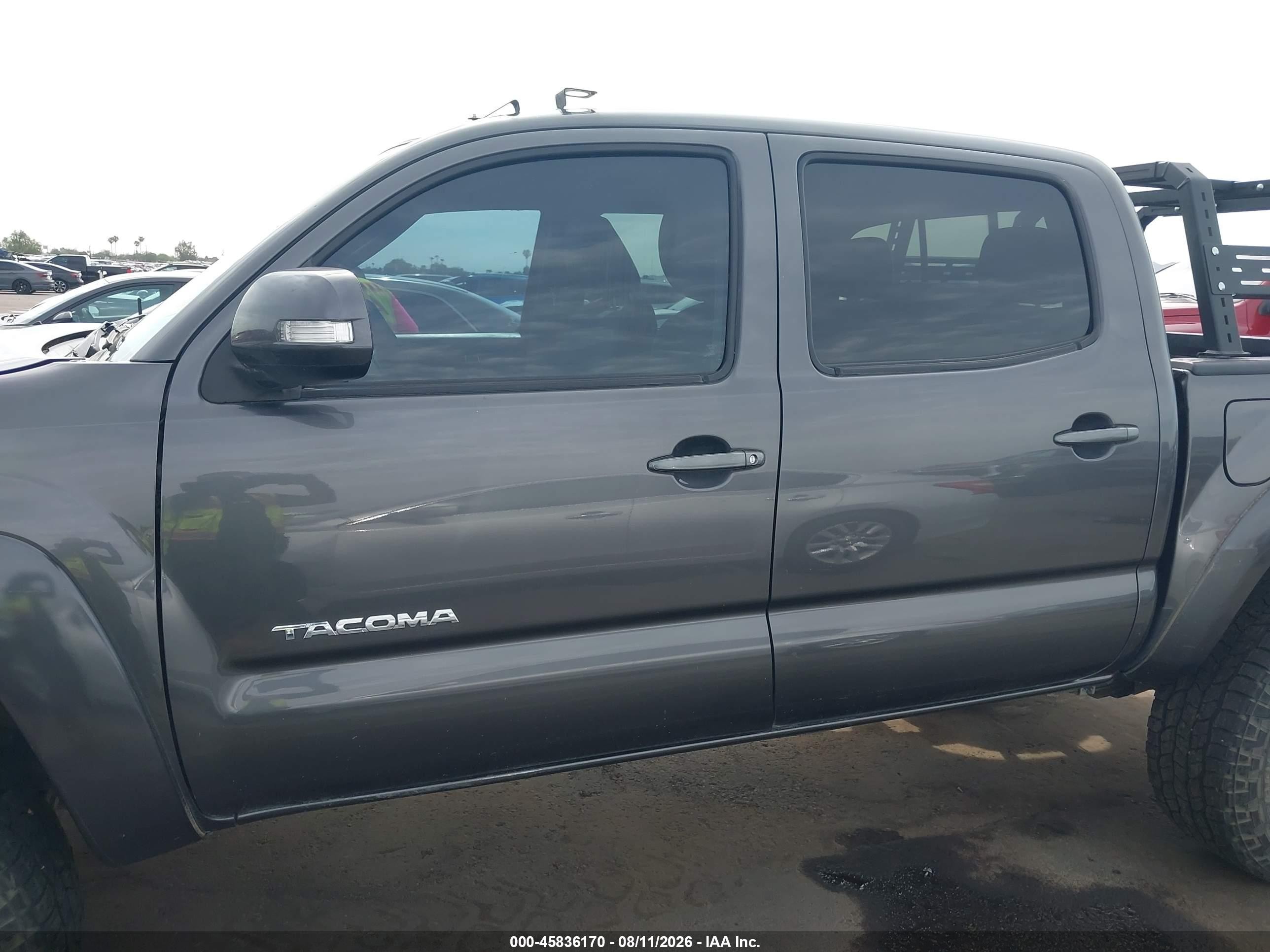 2013 Toyota Tacoma Base V6 Gray vin: 3TMLU4EN4DM115085