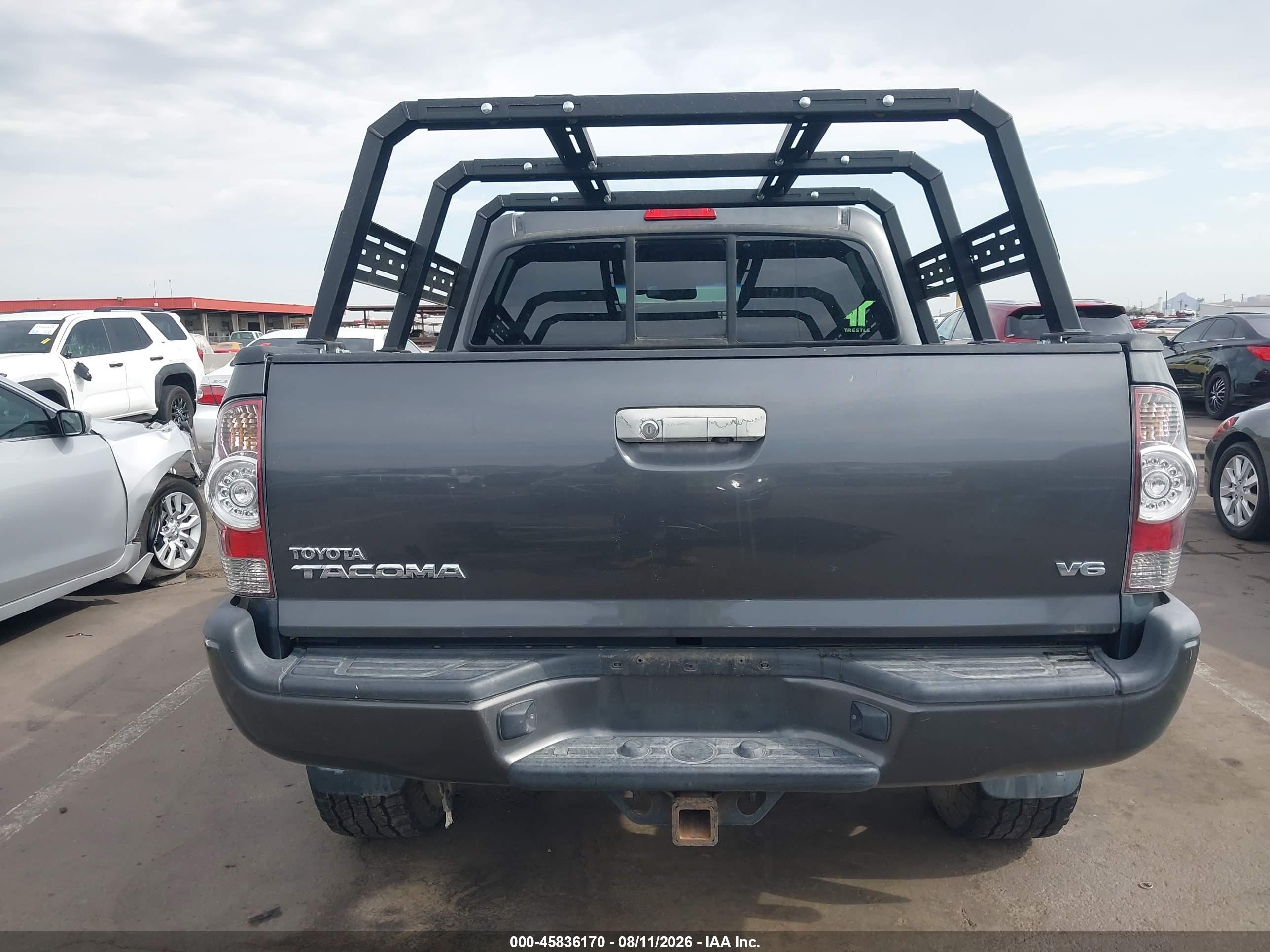 2013 Toyota Tacoma Base V6 Gray vin: 3TMLU4EN4DM115085