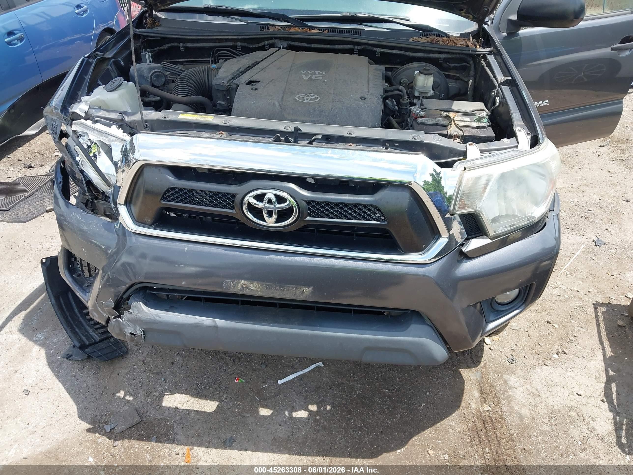 2014 Toyota Tacoma Base V6 Gray vin: 3TMLU4EN4EM135435