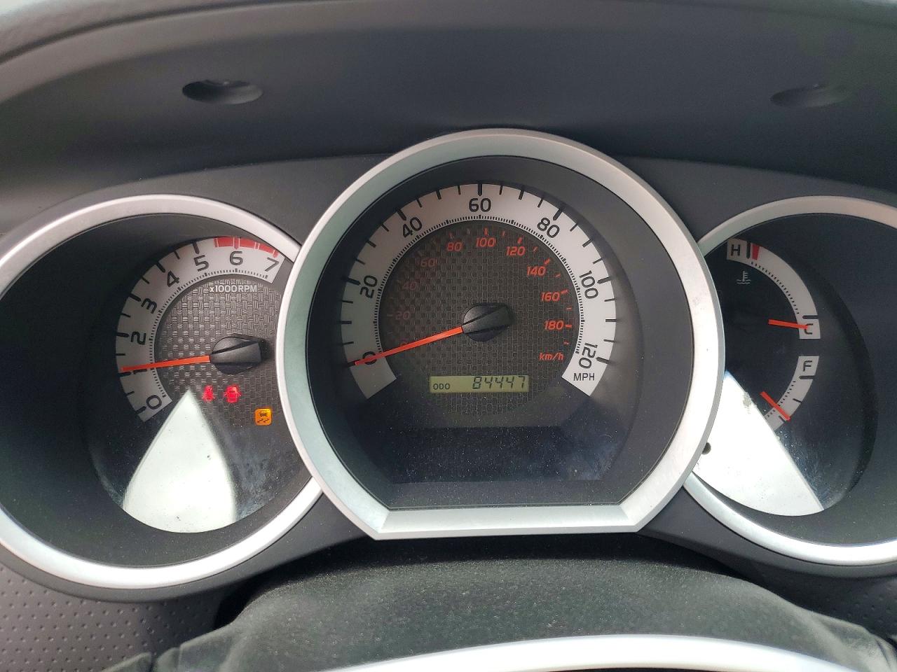 2014 Toyota Tacoma Double Cab Silver vin: 3TMLU4EN4EM141963