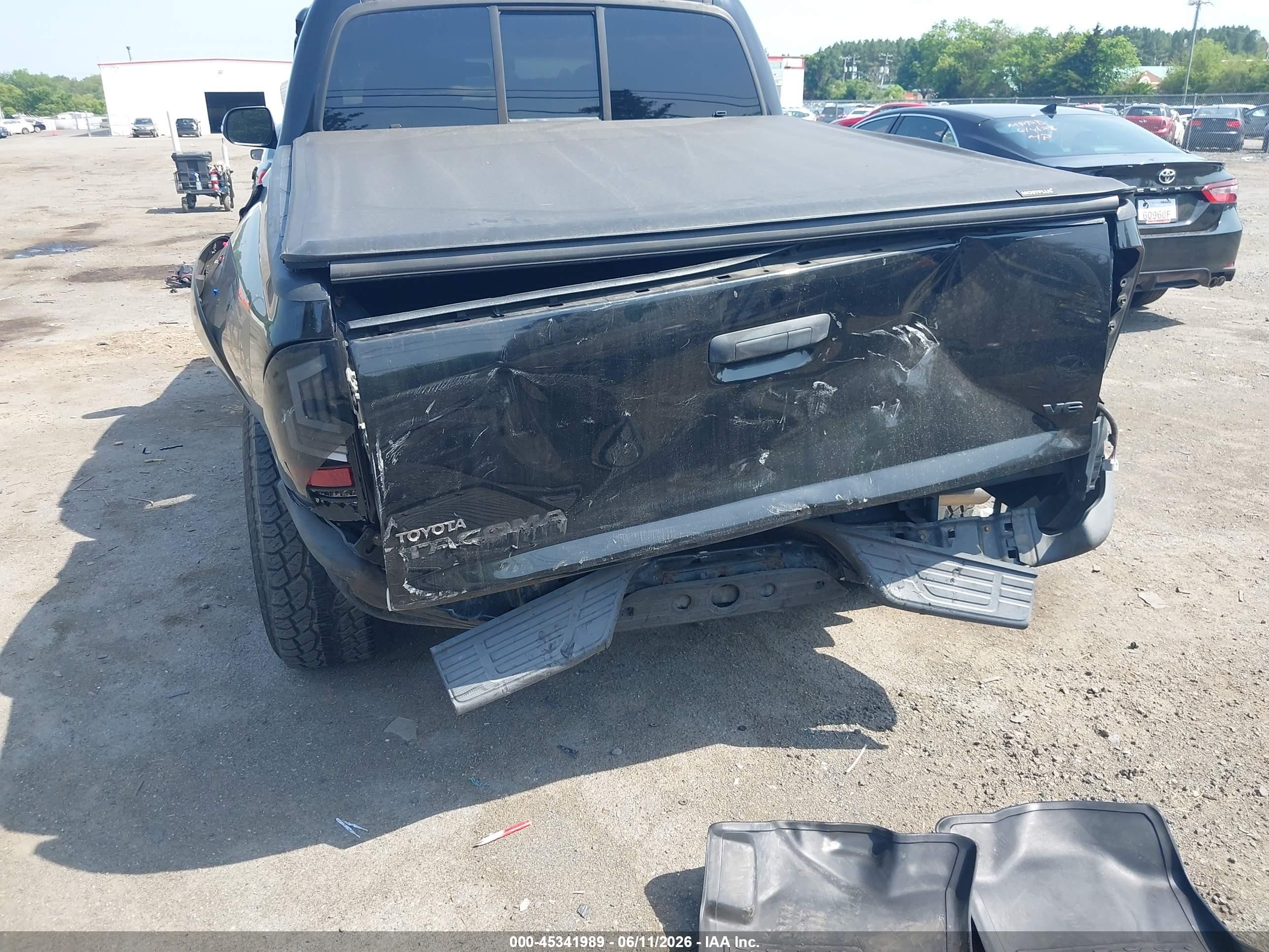 2014 Toyota Tacoma Base V6 Black vin: 3TMLU4EN4EM147116