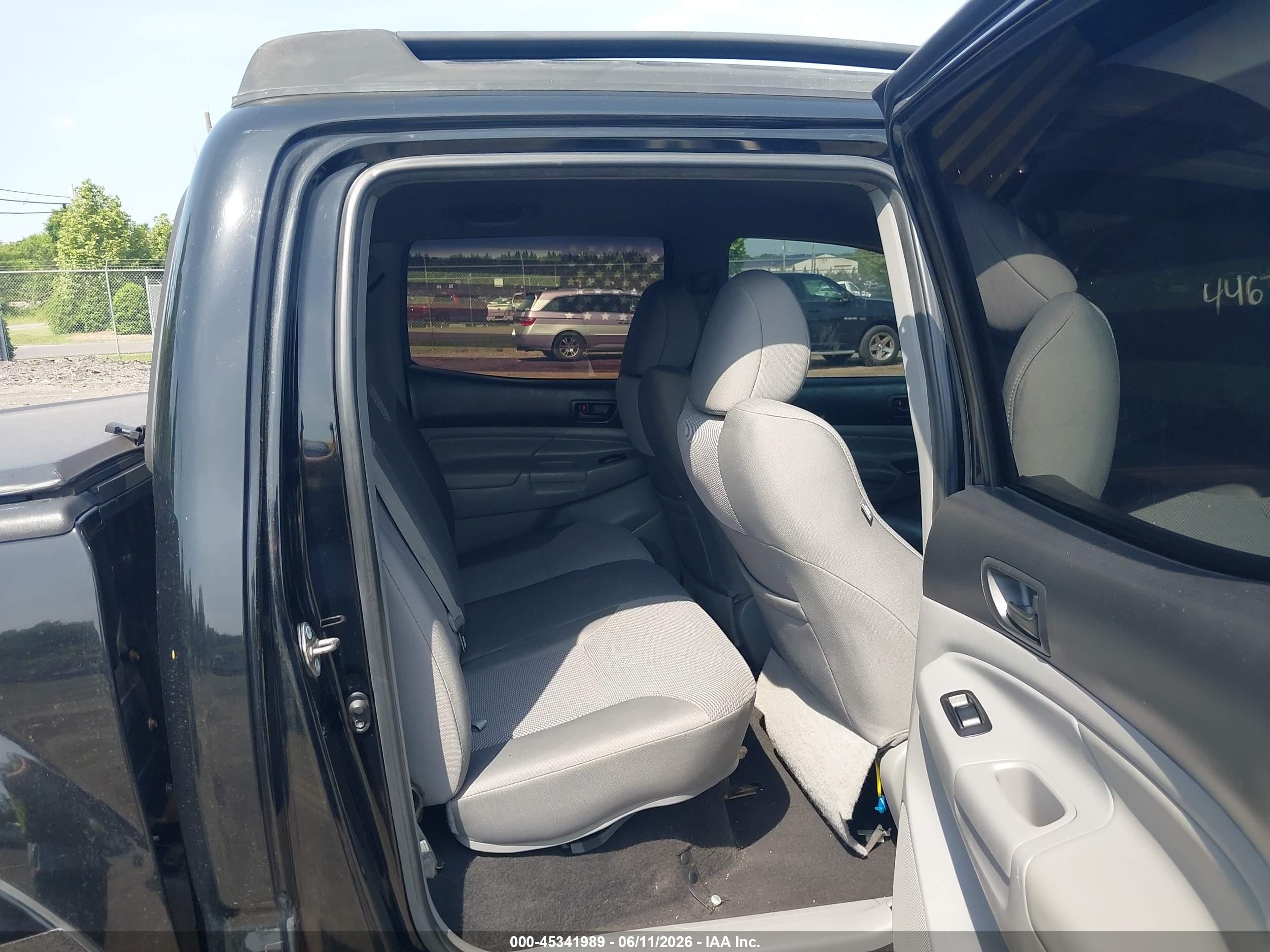 2014 Toyota Tacoma Base V6 Black vin: 3TMLU4EN4EM147116