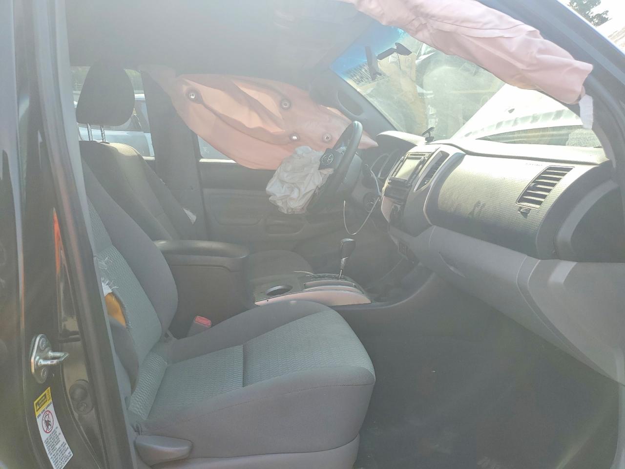 2015 Toyota Tacoma V6 Black vin: 3TMLU4EN4FM173474