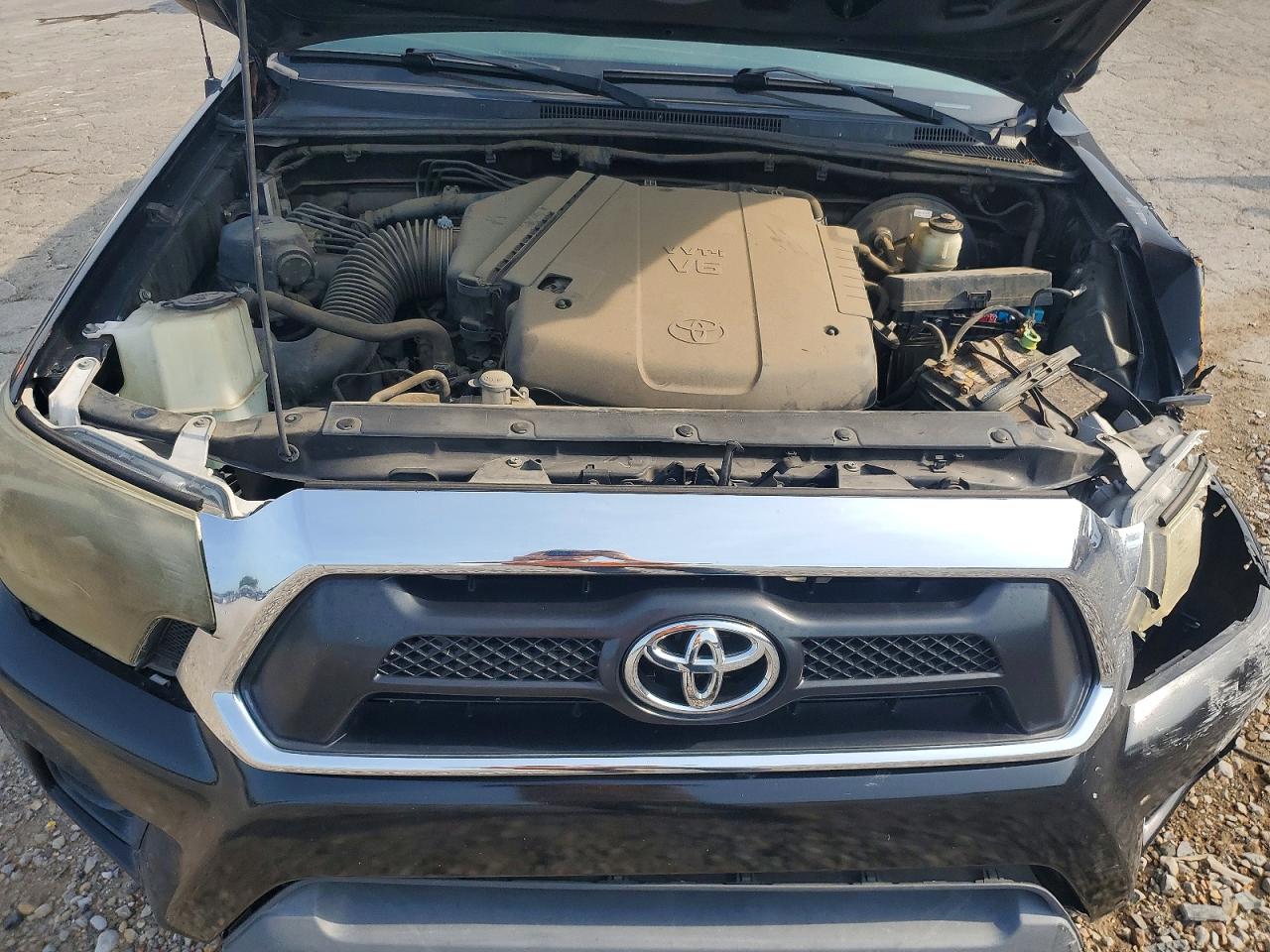 2015 Toyota Tacoma V6 Black vin: 3TMLU4EN4FM173474