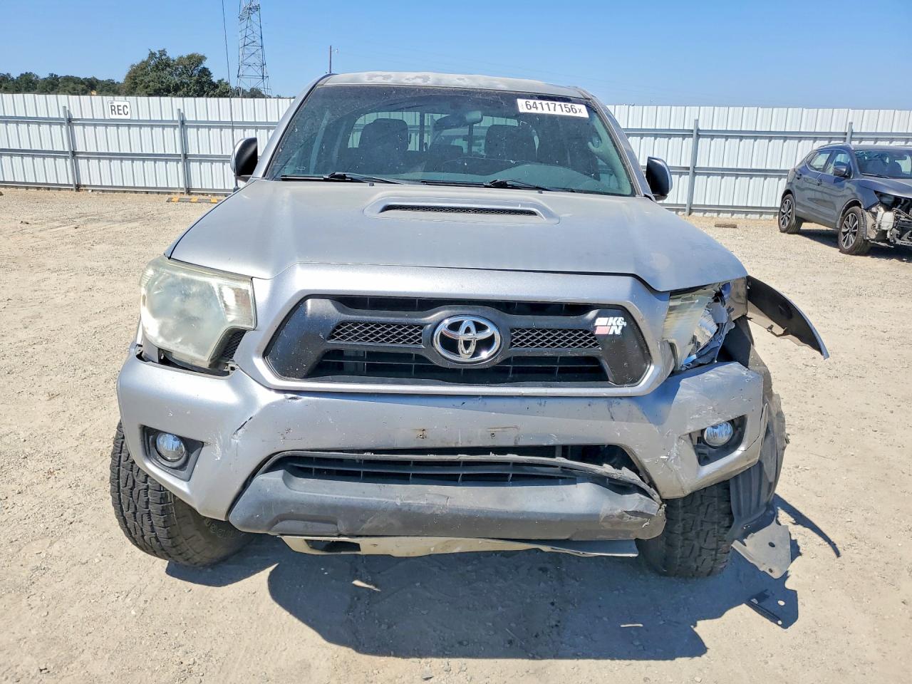 2015 Toyota Tacoma V6 Silver vin: 3TMLU4EN4FM180831
