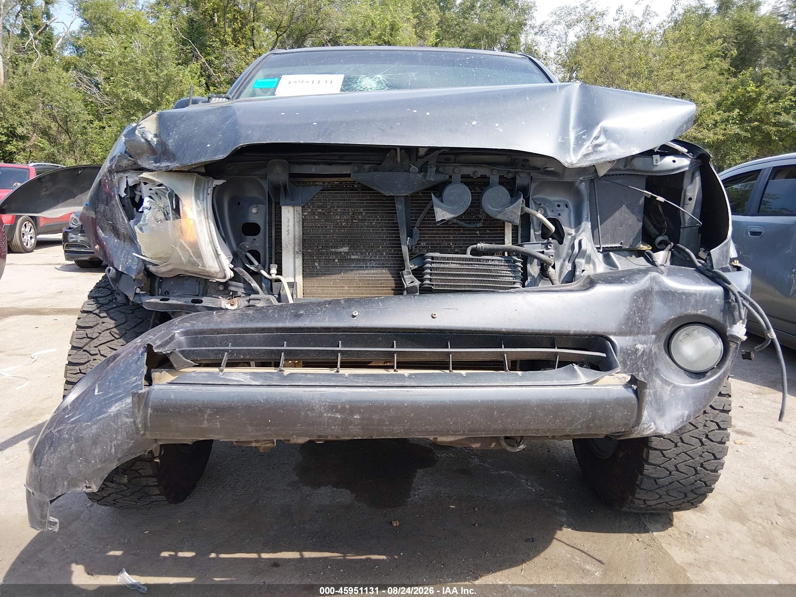 2010 Toyota Tacoma Base V6 Gray vin: 3TMLU4EN5AM040960