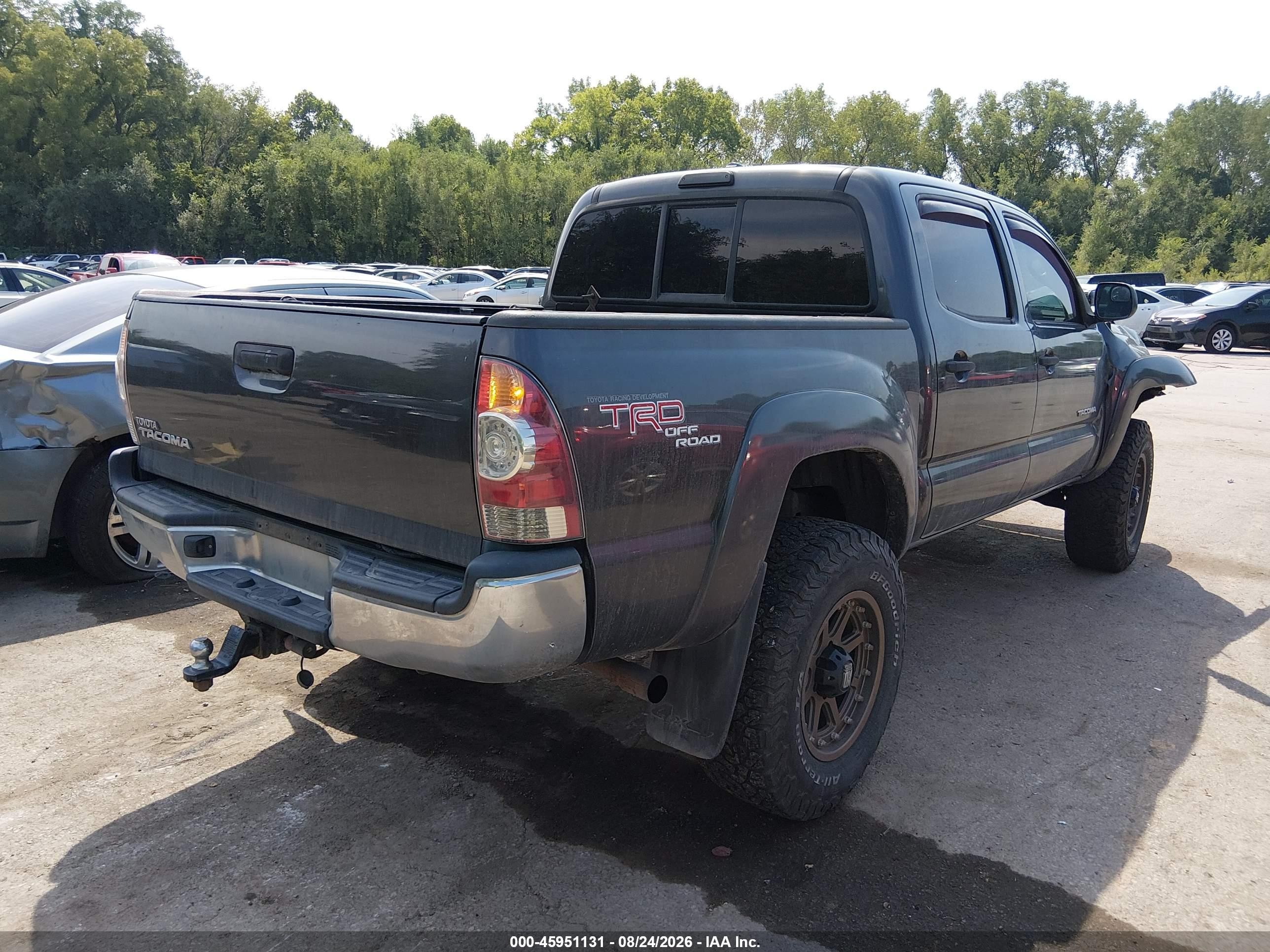 2010 Toyota Tacoma Base V6 Gray vin: 3TMLU4EN5AM040960