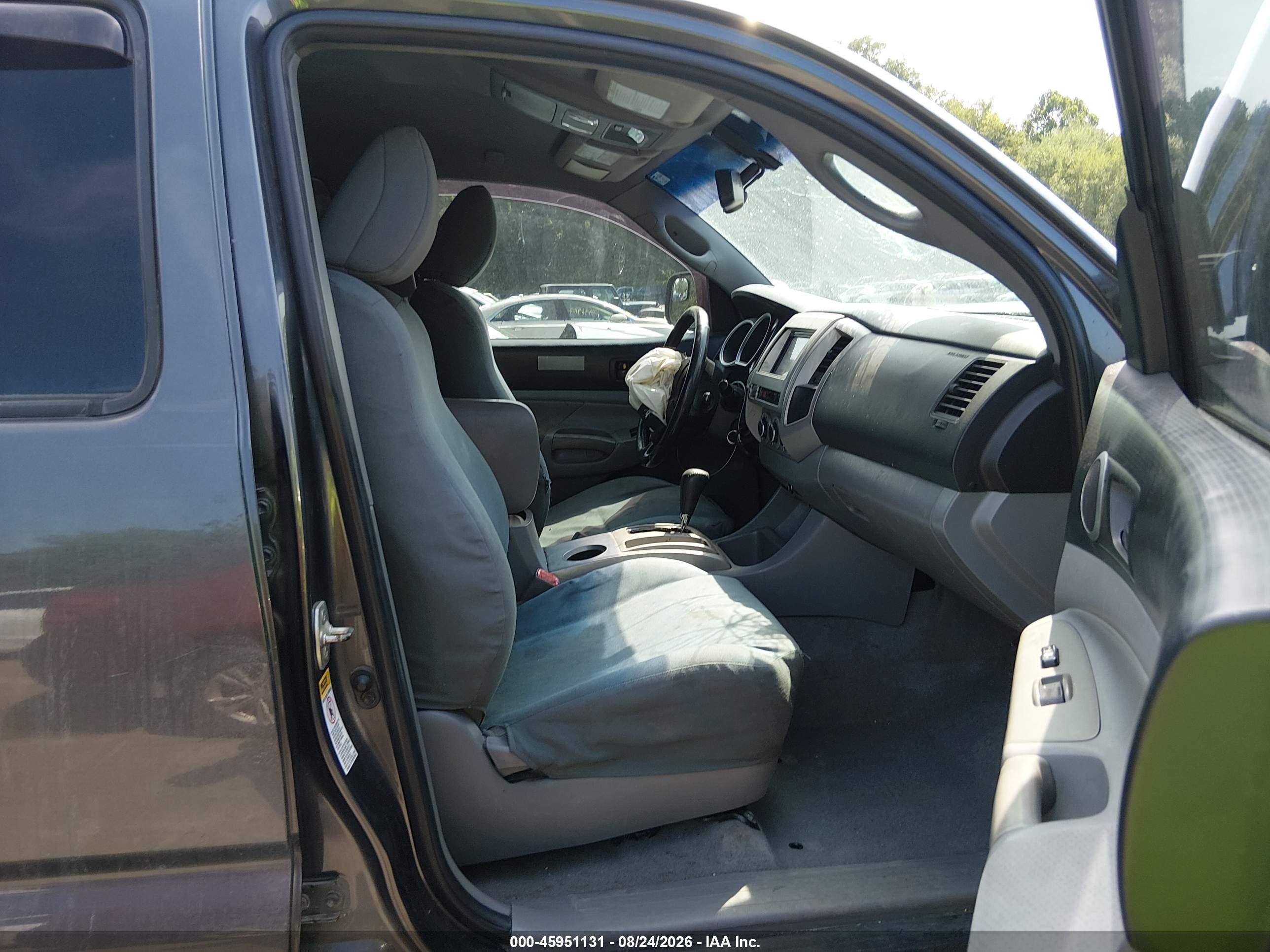 2010 Toyota Tacoma Base V6 Gray vin: 3TMLU4EN5AM040960