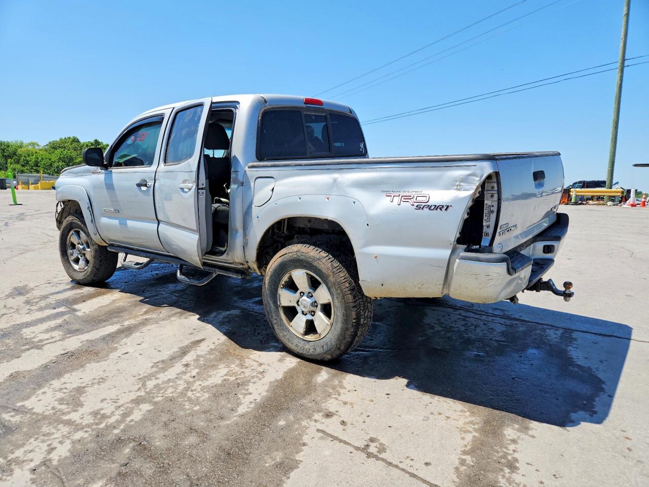 2010 Toyota Tacoma Double Cab Silver vin: 3TMLU4EN5AM054325