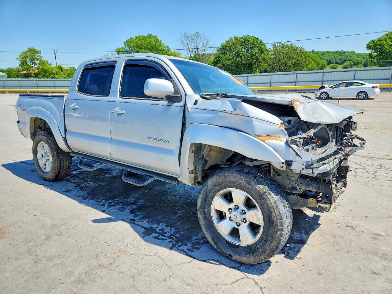 2010 Toyota Tacoma Double Cab Silver vin: 3TMLU4EN5AM054325