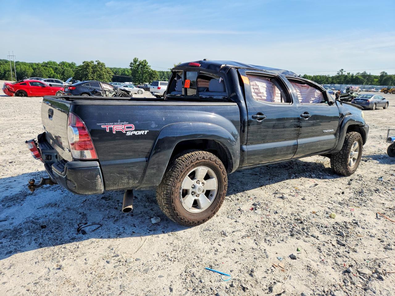 2011 Toyota Tacoma Double Cab Black vin: 3TMLU4EN5BM057677