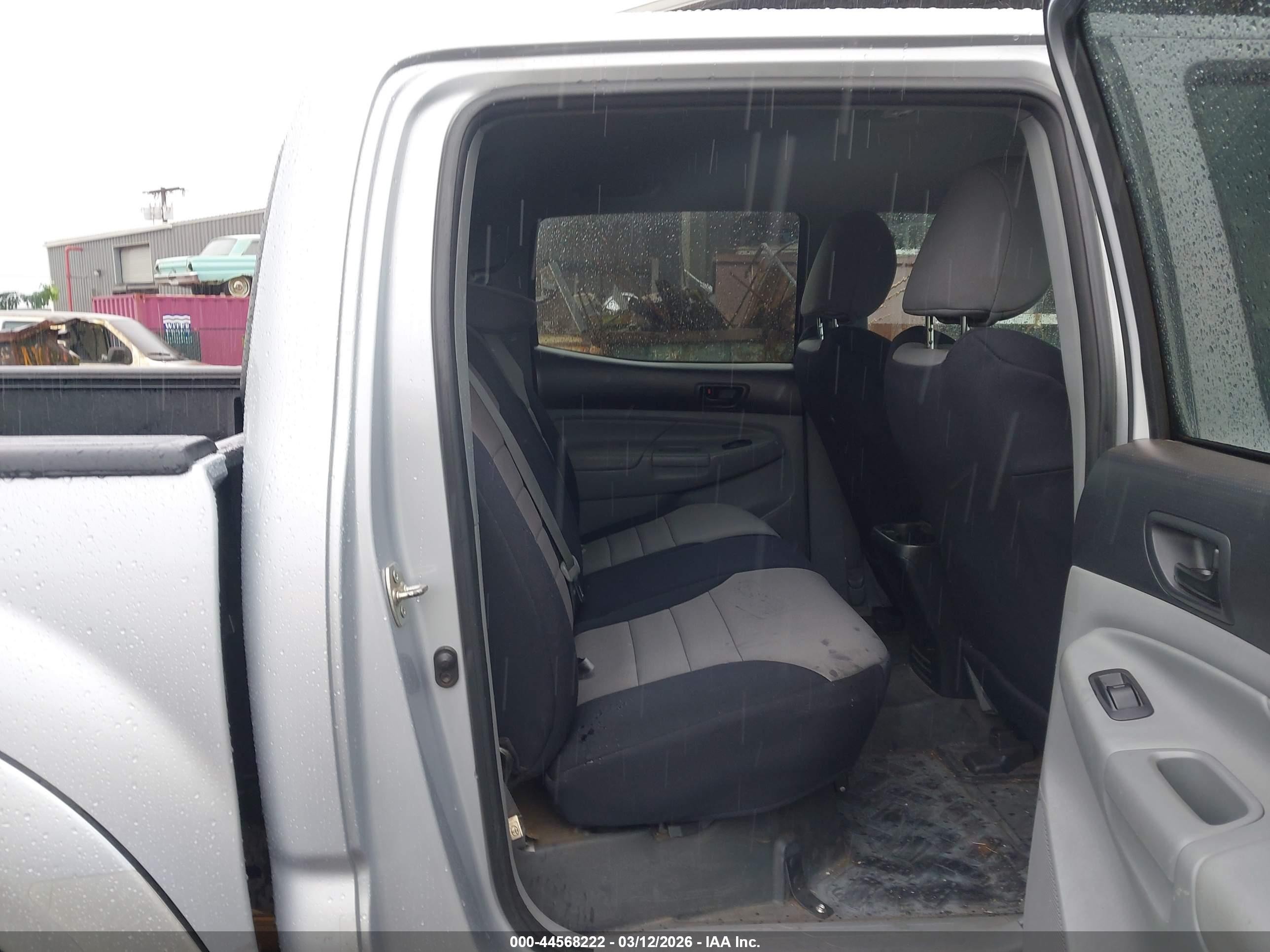 2012 Toyota Tacoma Base V6 Gray vin: 3TMLU4EN5CM094231