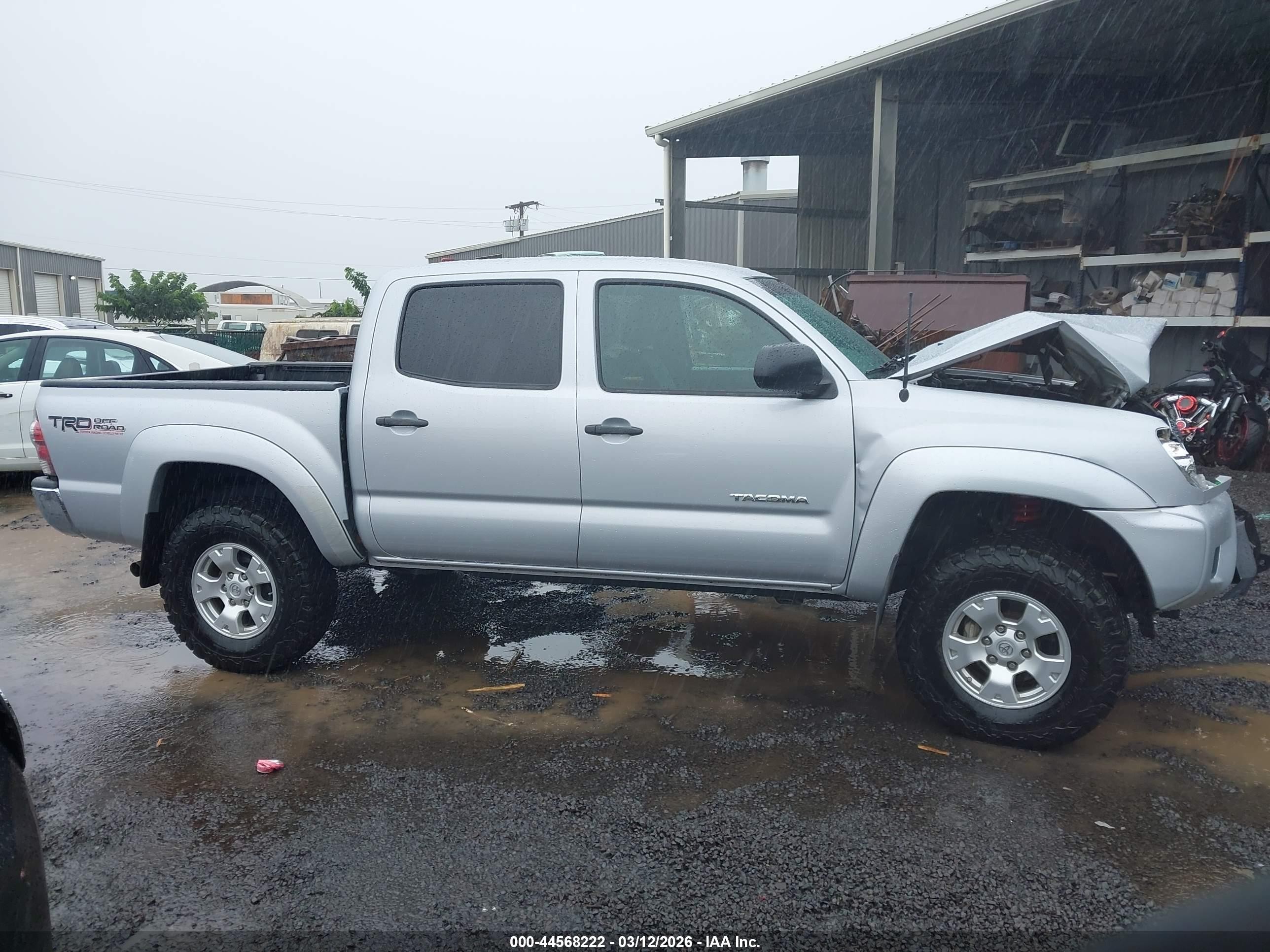2012 Toyota Tacoma Base V6 Gray vin: 3TMLU4EN5CM094231
