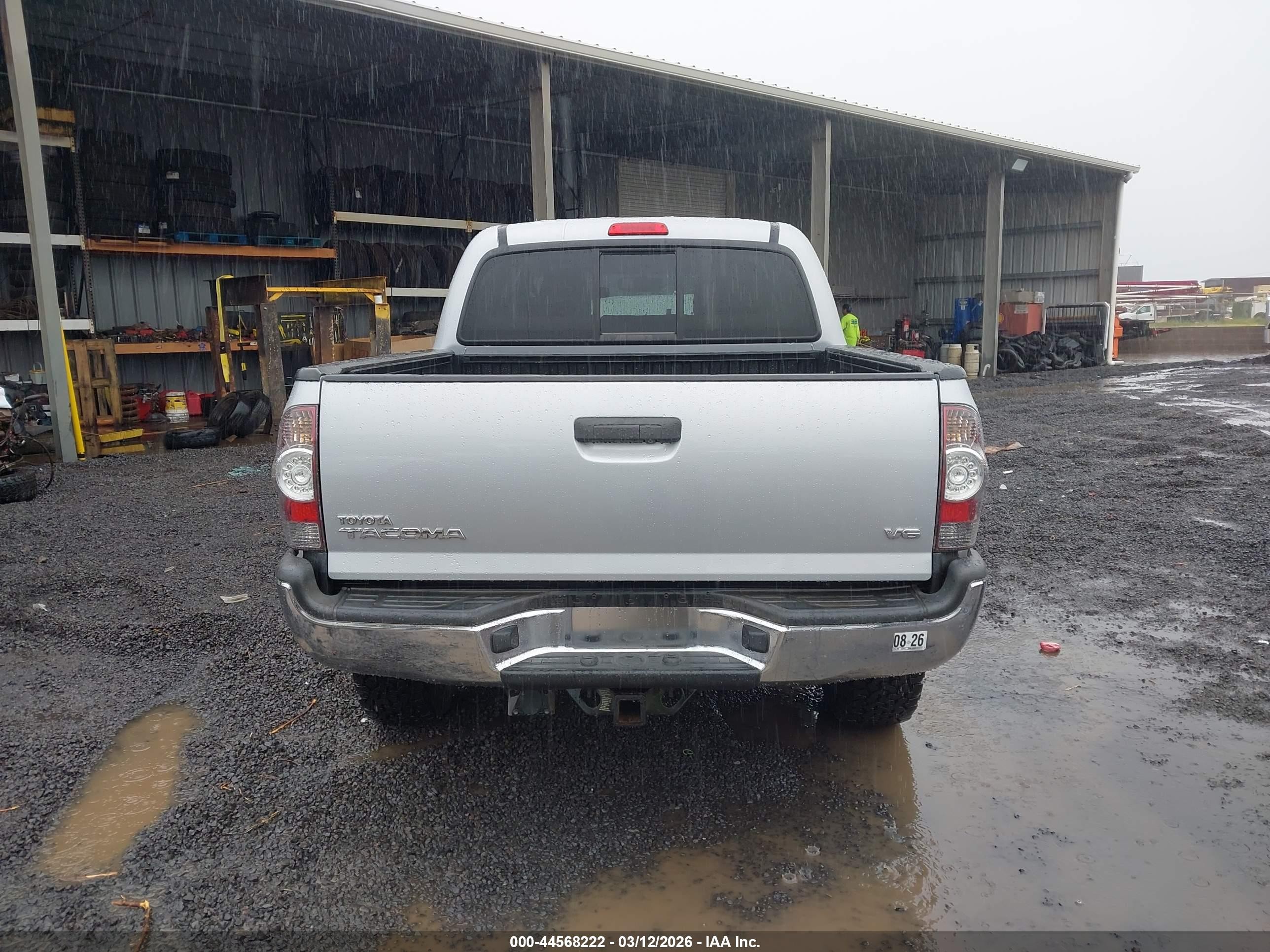 2012 Toyota Tacoma Base V6 Gray vin: 3TMLU4EN5CM094231