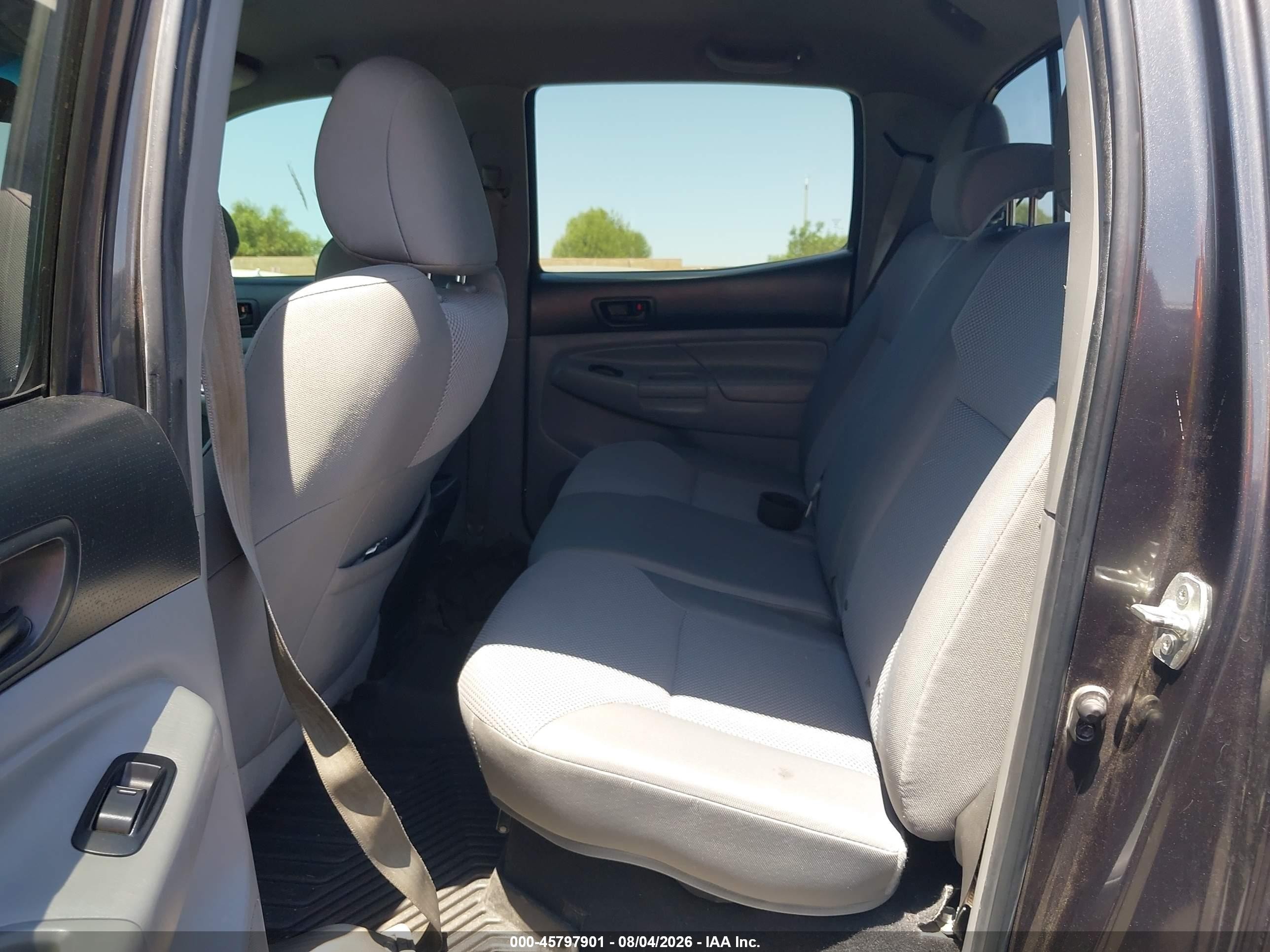 2013 Toyota Tacoma Base V6 Gray vin: 3TMLU4EN5DM109540