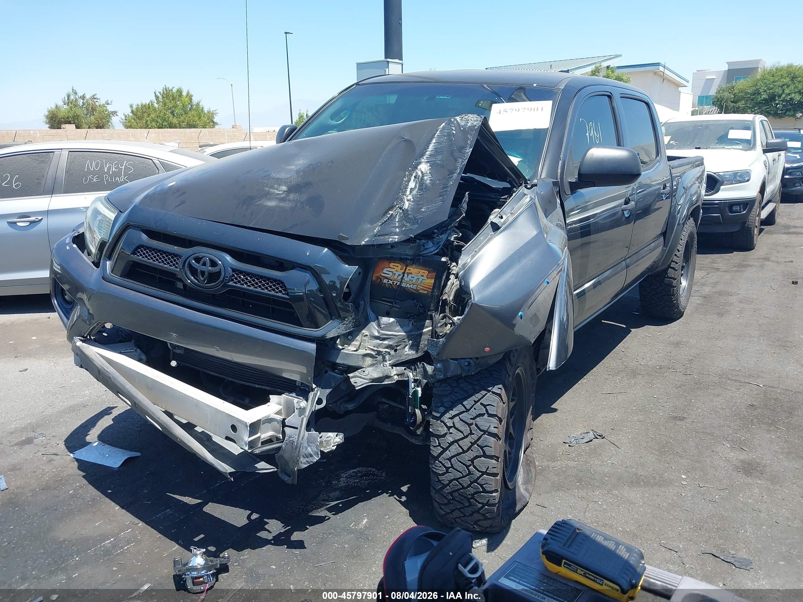 2013 Toyota Tacoma Base V6 Gray vin: 3TMLU4EN5DM109540