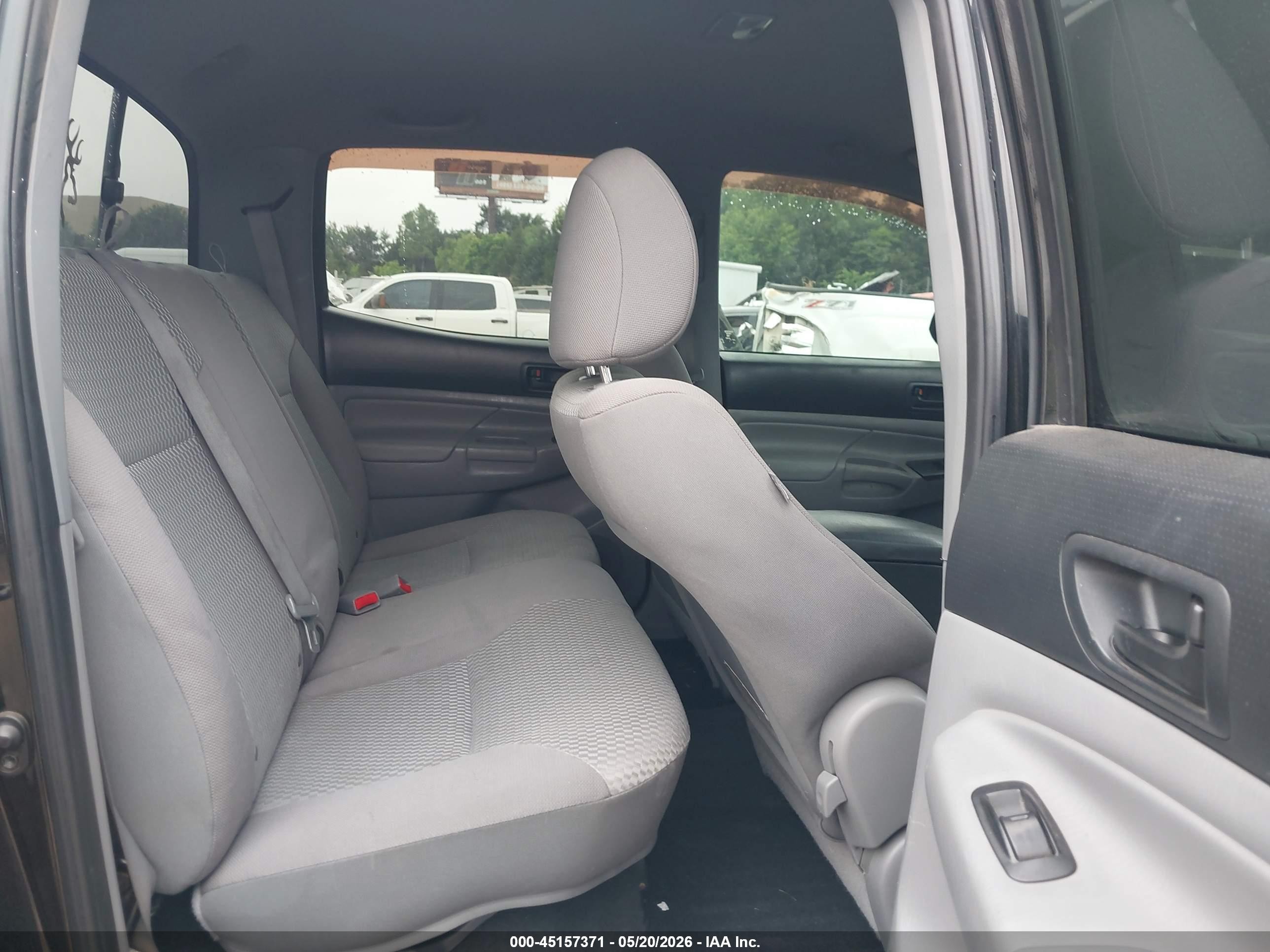 2013 Toyota Tacoma Base V6 Black vin: 3TMLU4EN5DM129805