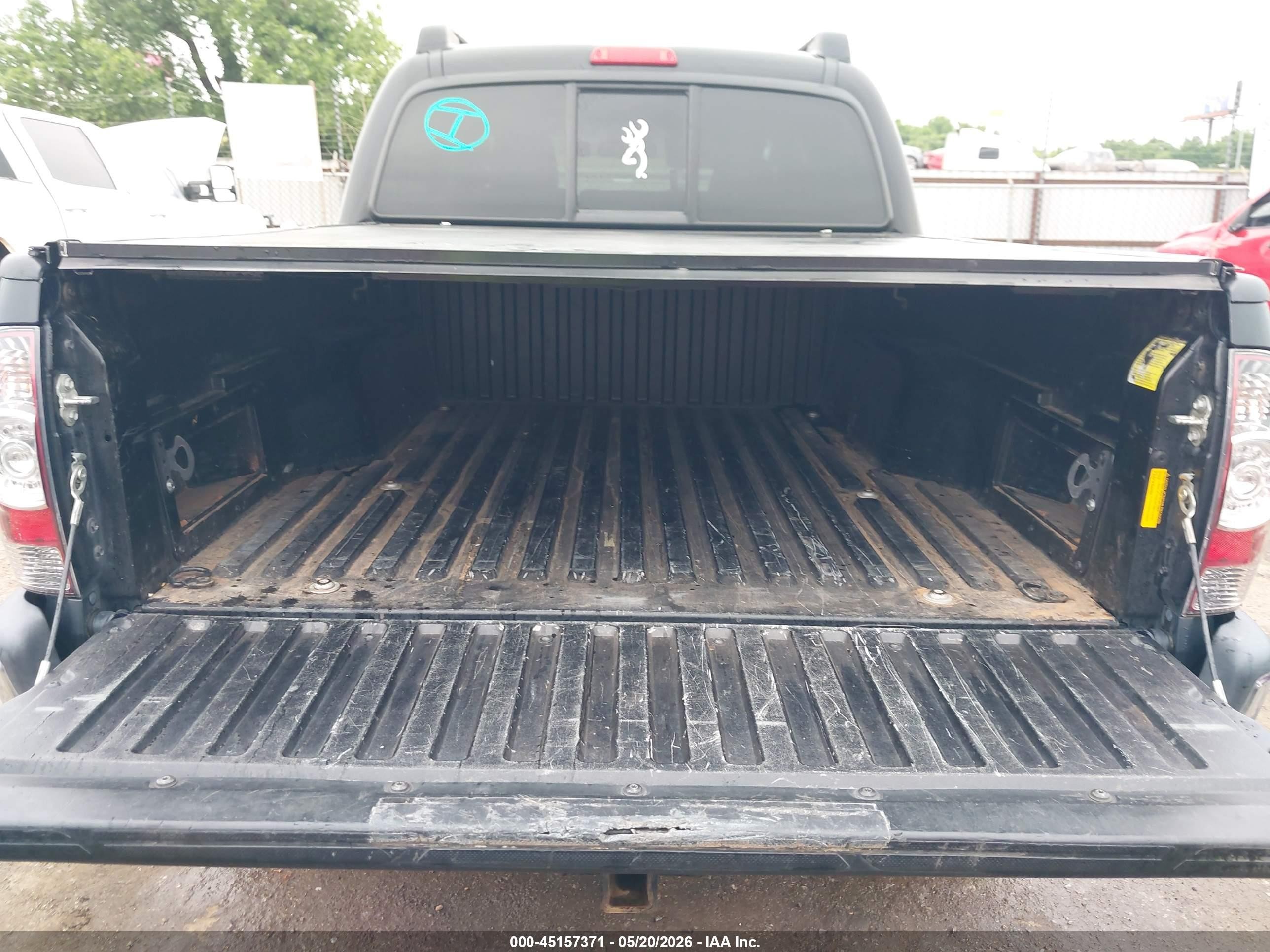 2013 Toyota Tacoma Base V6 Black vin: 3TMLU4EN5DM129805