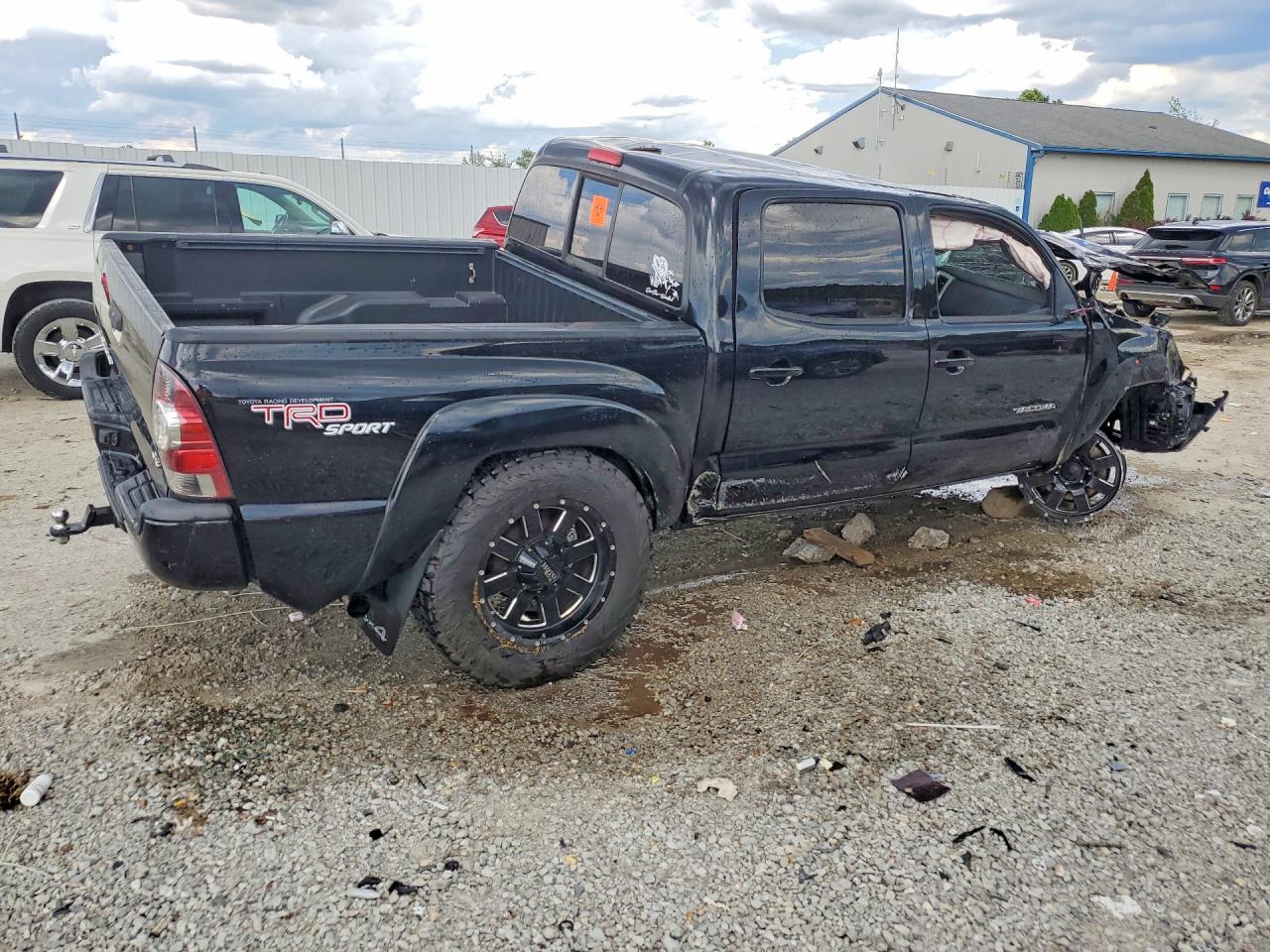 2013 Toyota Tacoma Double Cab Black vin: 3TMLU4EN5DM131697