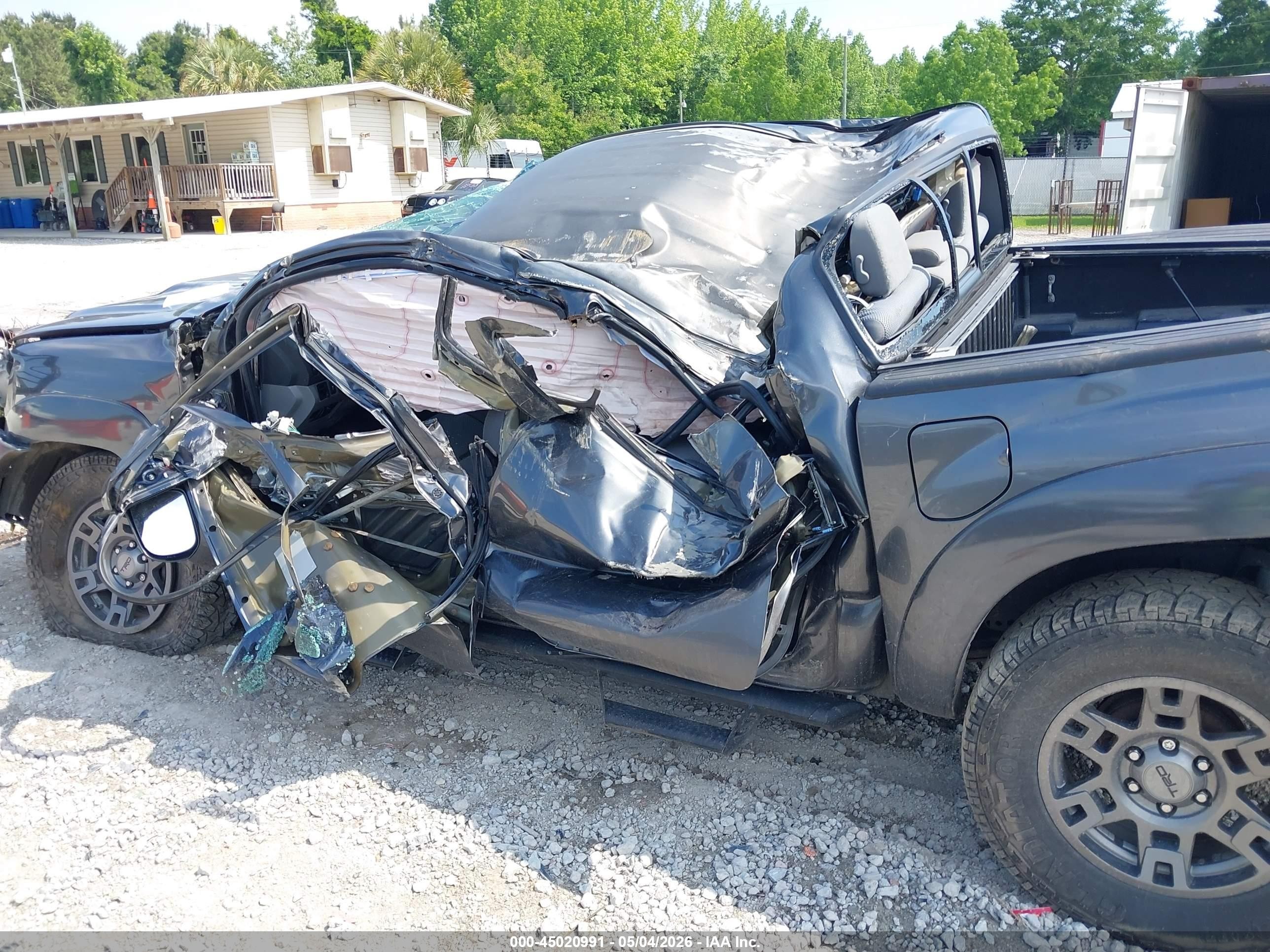 2014 Toyota Tacoma Base V6 Gray vin: 3TMLU4EN5EM146864
