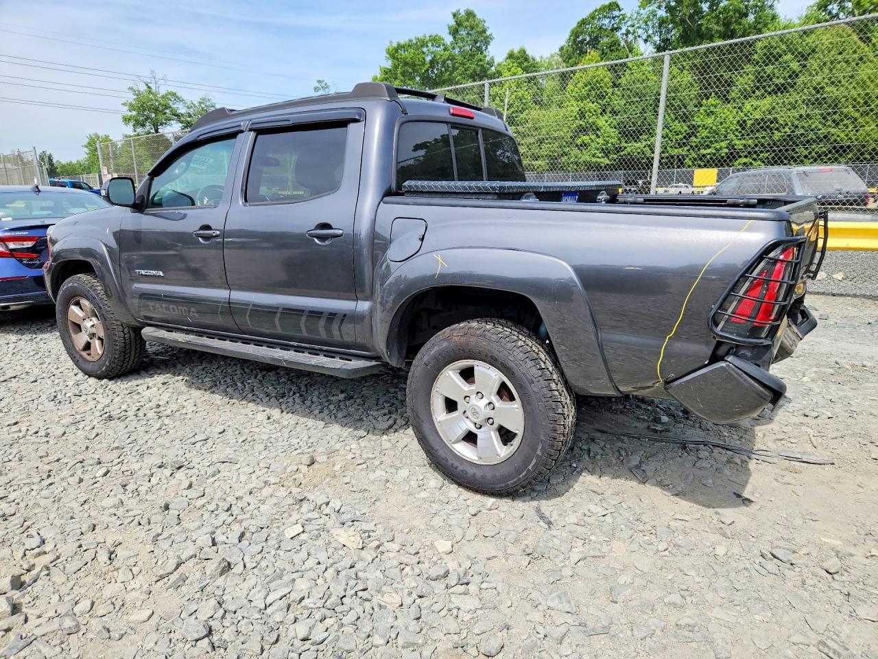 2014 Toyota Tacoma Double Cab Gray vin: 3TMLU4EN5EM154110