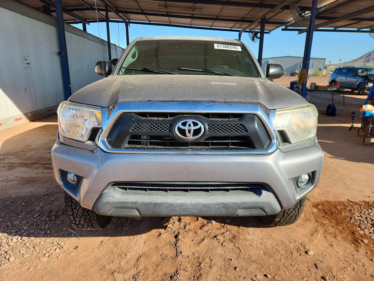 2014 Toyota Tacoma V6 Silver vin: 3TMLU4EN5EM159369