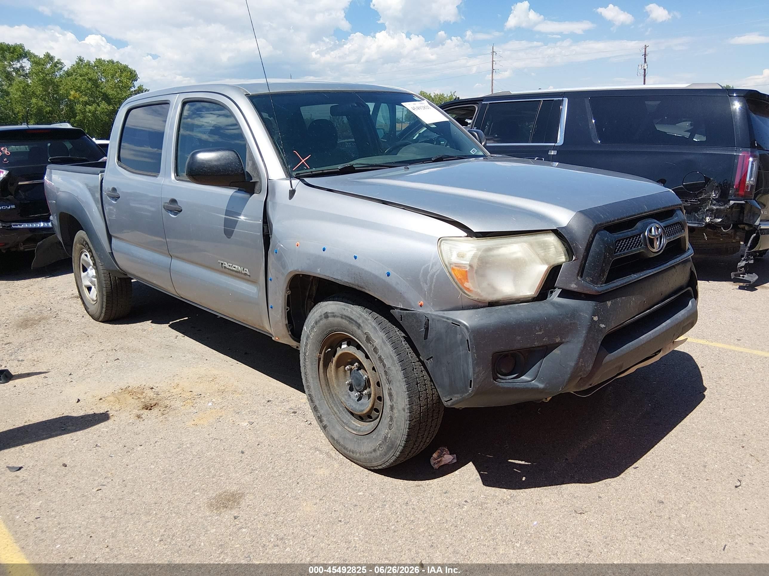 2015 Toyota Tacoma Base V6 Silver vin: 3TMLU4EN5FM164623