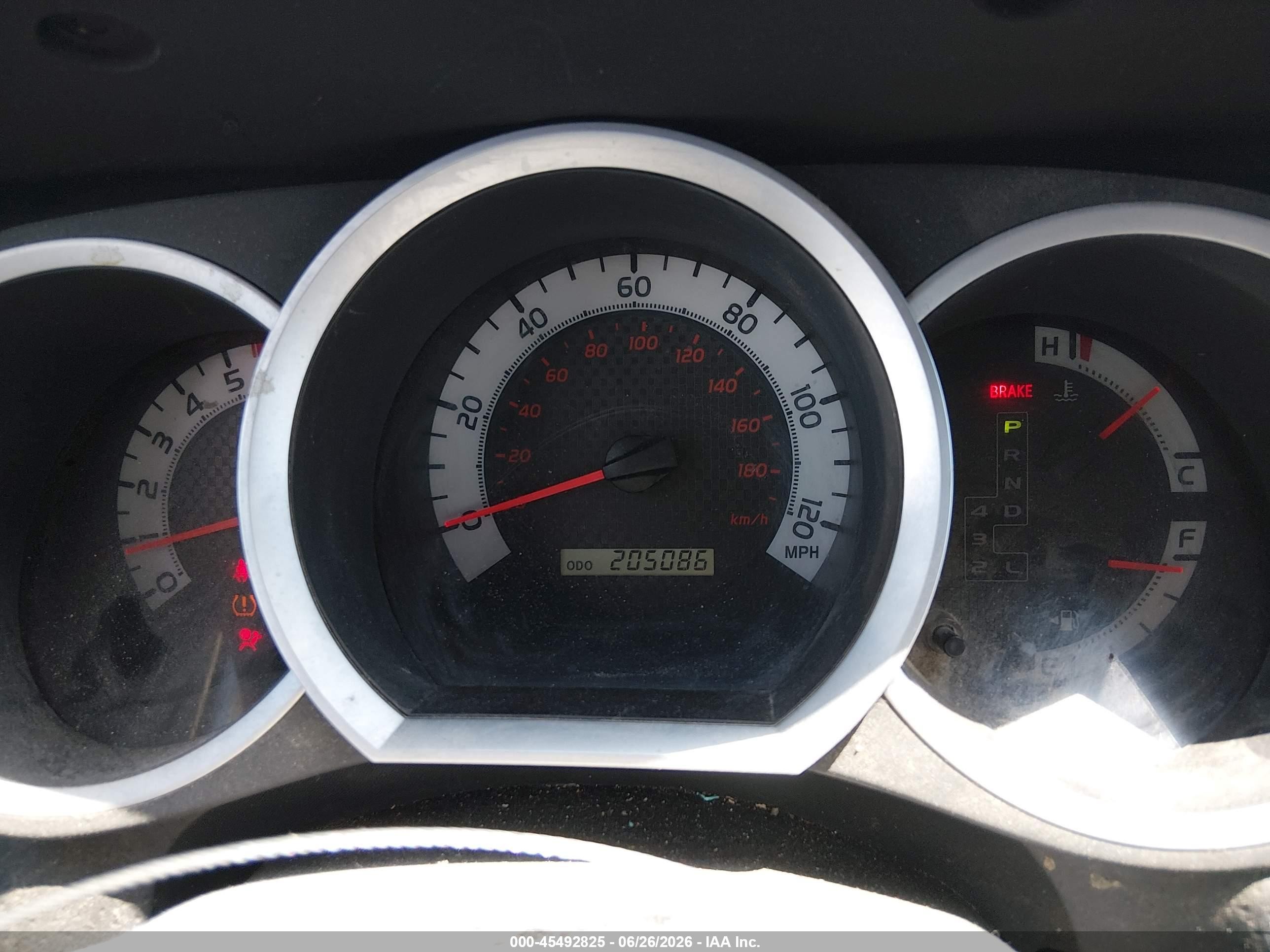 2015 Toyota Tacoma Base V6 Silver vin: 3TMLU4EN5FM164623