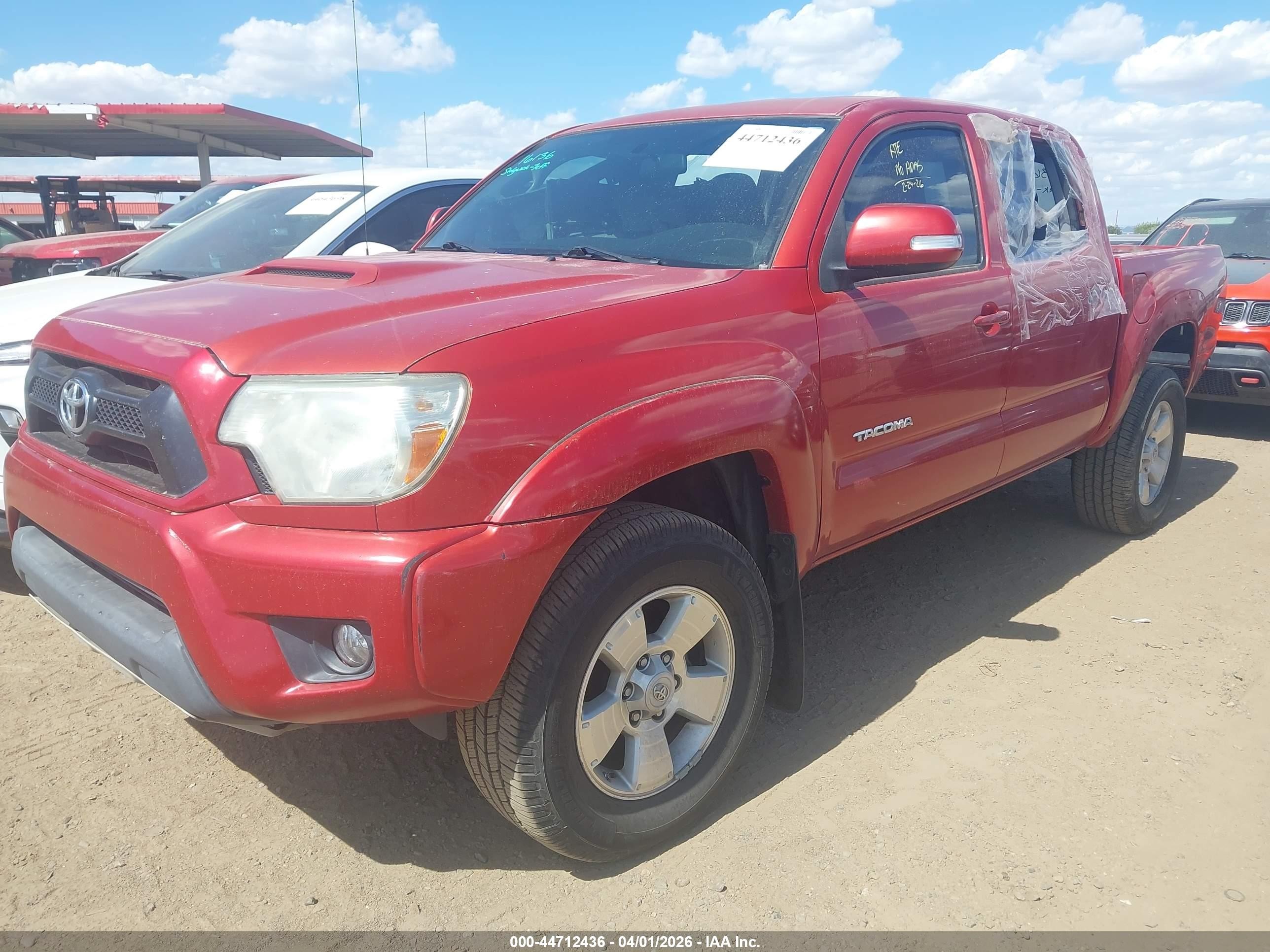 2015 Toyota Tacoma Base V6 Red vin: 3TMLU4EN5FM180000