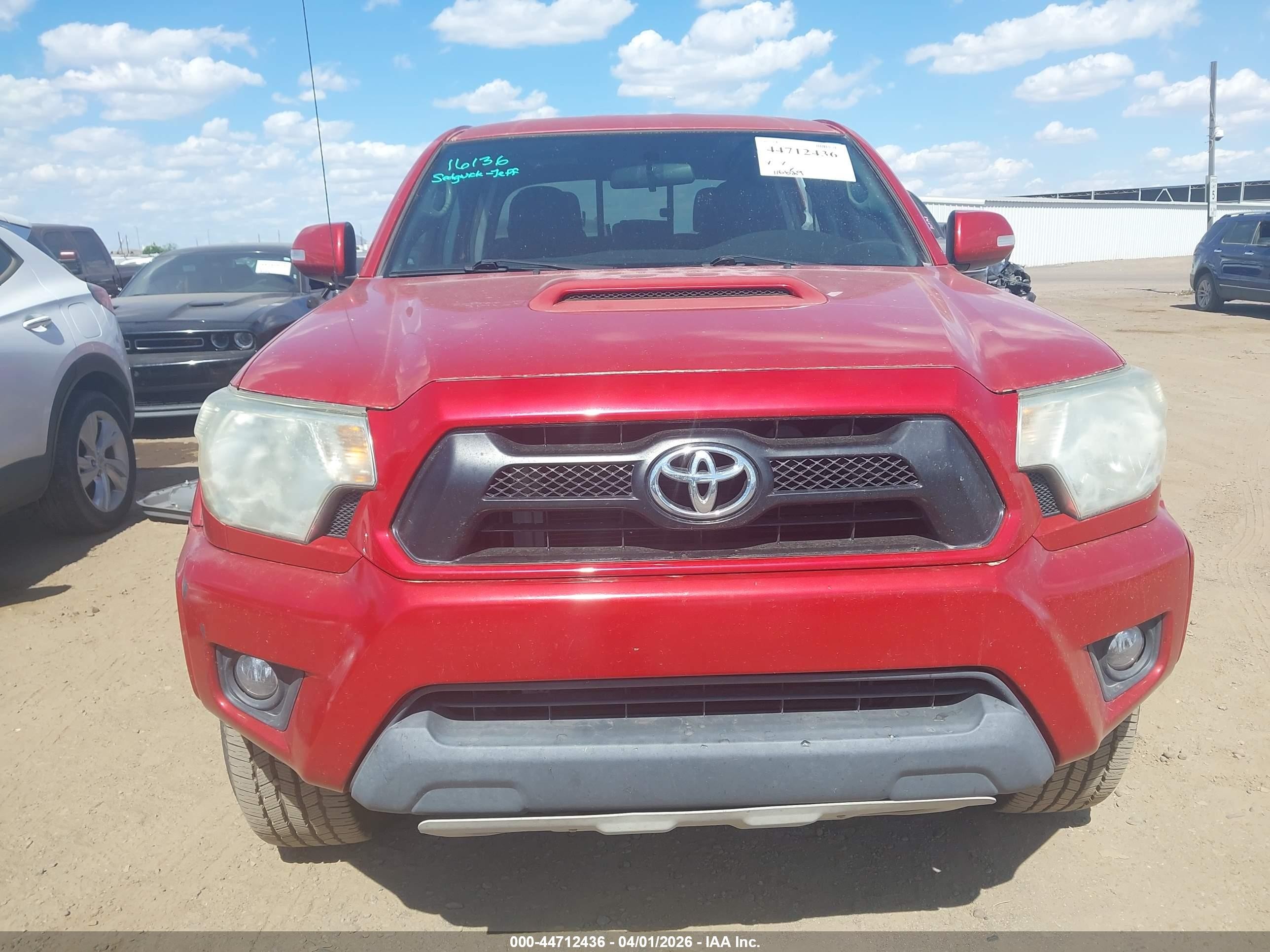 2015 Toyota Tacoma Base V6 Red vin: 3TMLU4EN5FM180000