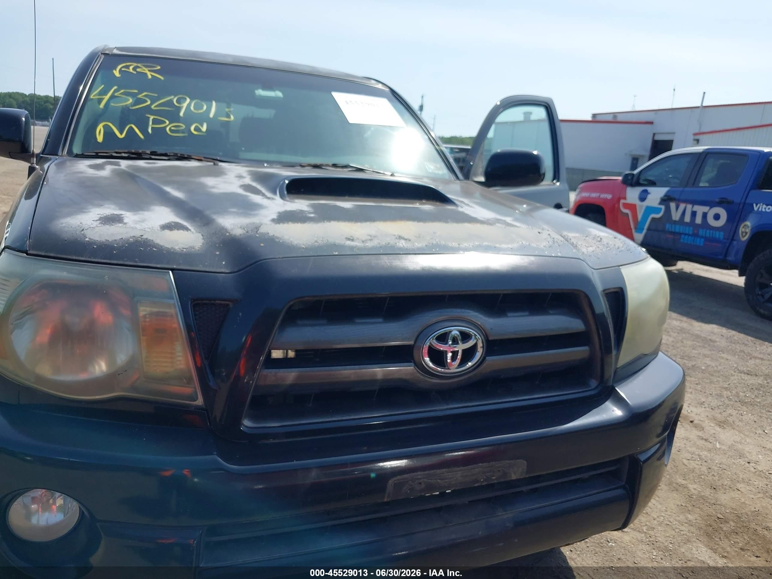 2010 Toyota Tacoma Base V6 Черный vin: 3TMLU4EN6AM038425