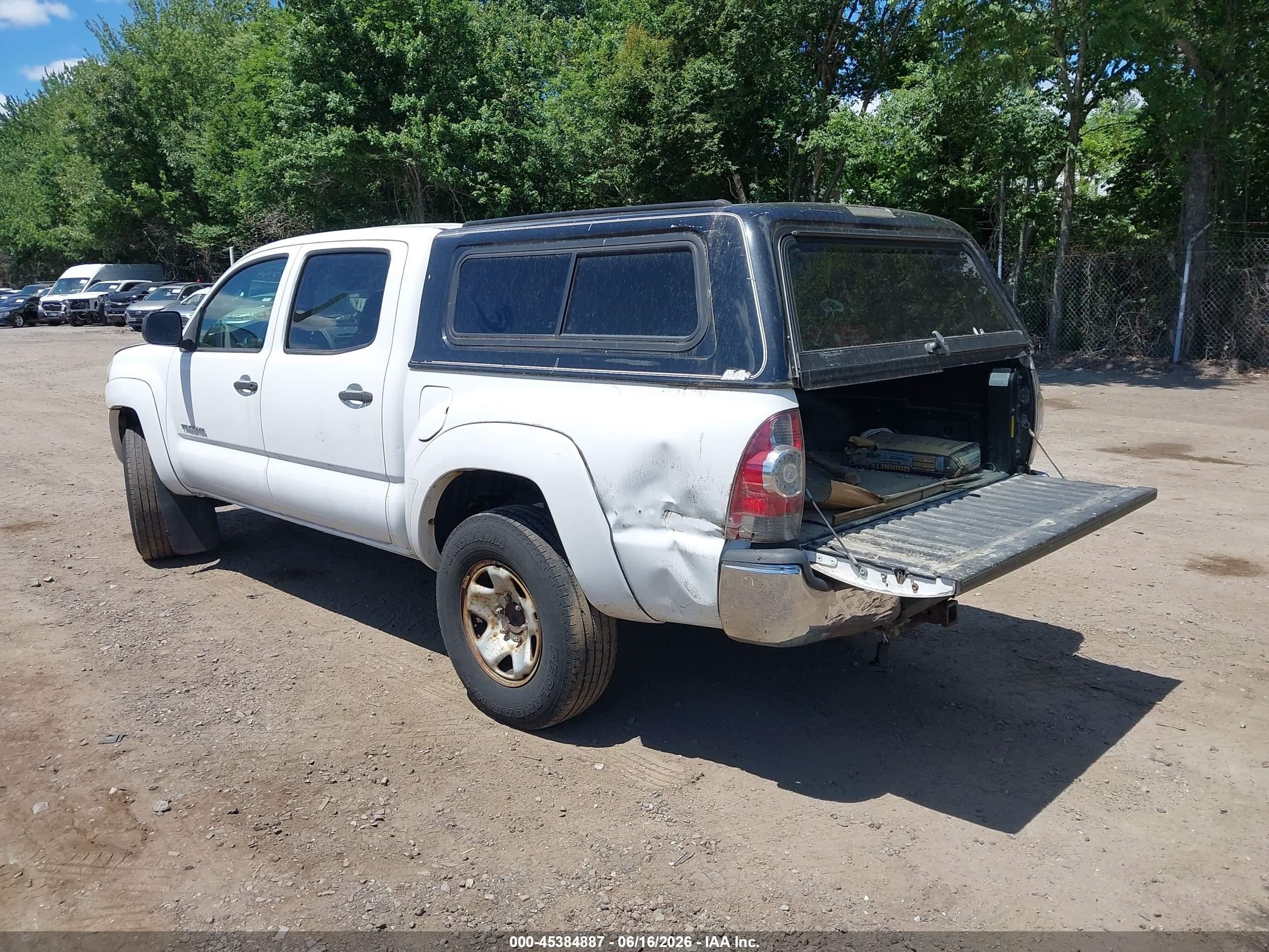 2010 Toyota Tacoma Base V6 White vin: 3TMLU4EN6AM042524