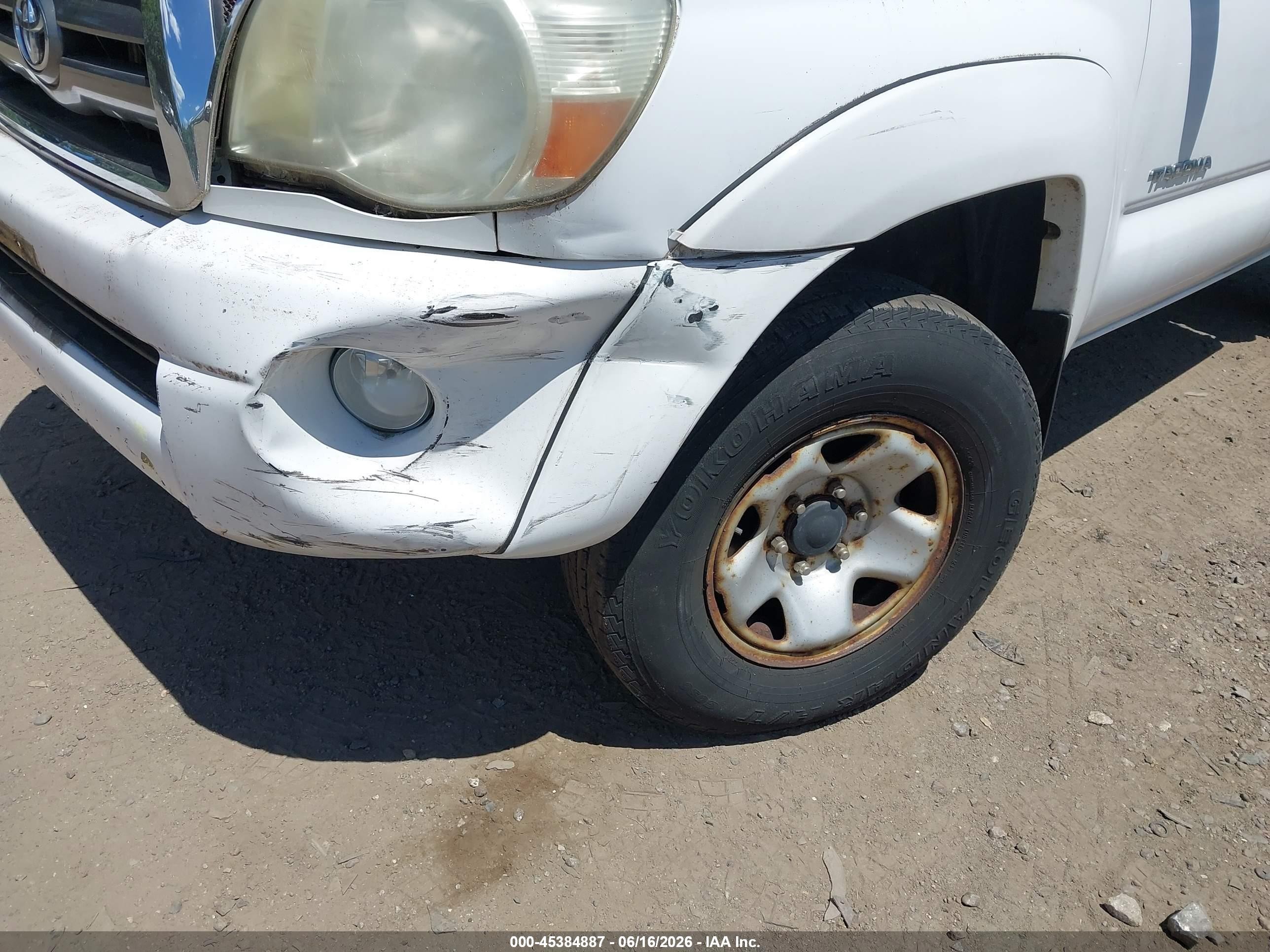2010 Toyota Tacoma Base V6 White vin: 3TMLU4EN6AM042524