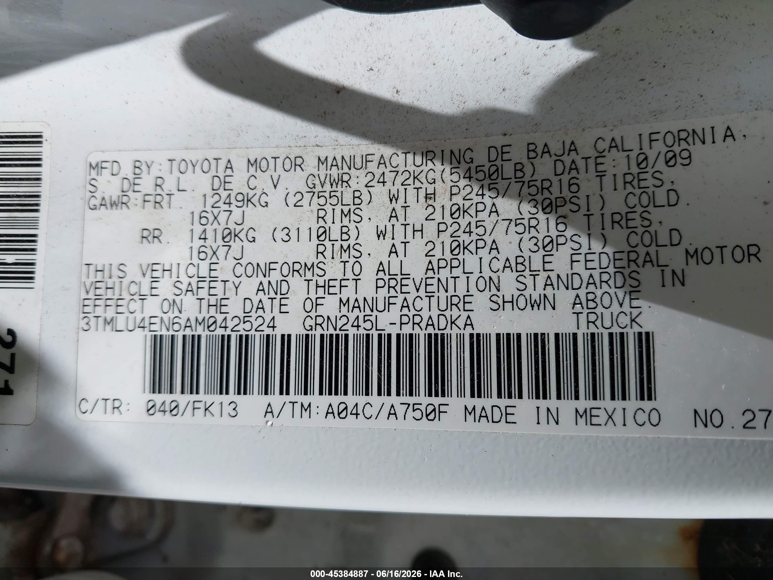 2010 Toyota Tacoma Base V6 White vin: 3TMLU4EN6AM042524